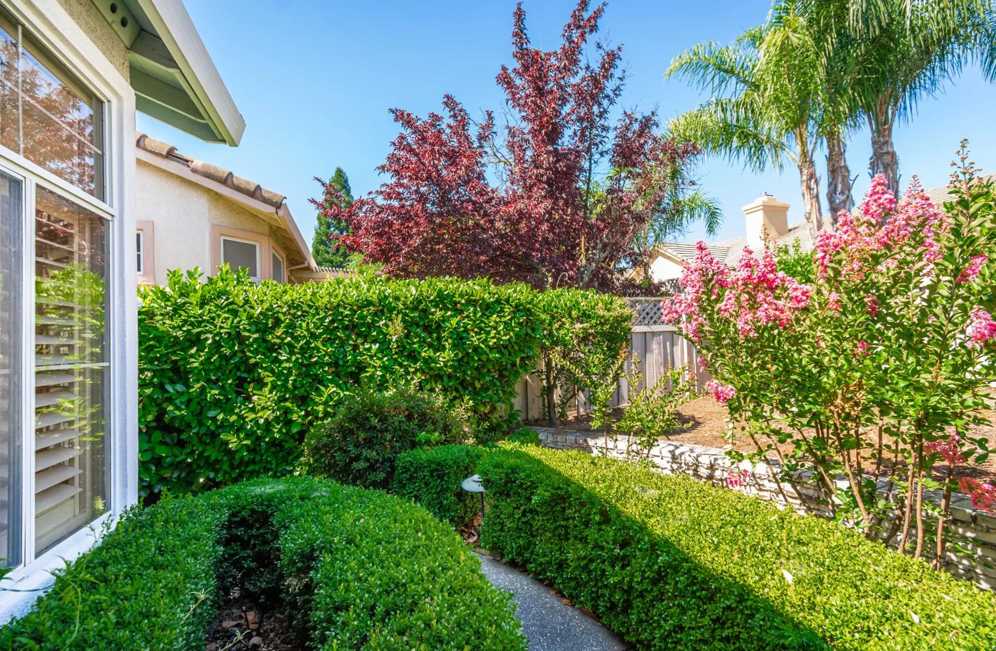 Property Slideshow image 63 of 69 | 300 roundhill ct, Roseville, CA, 95747