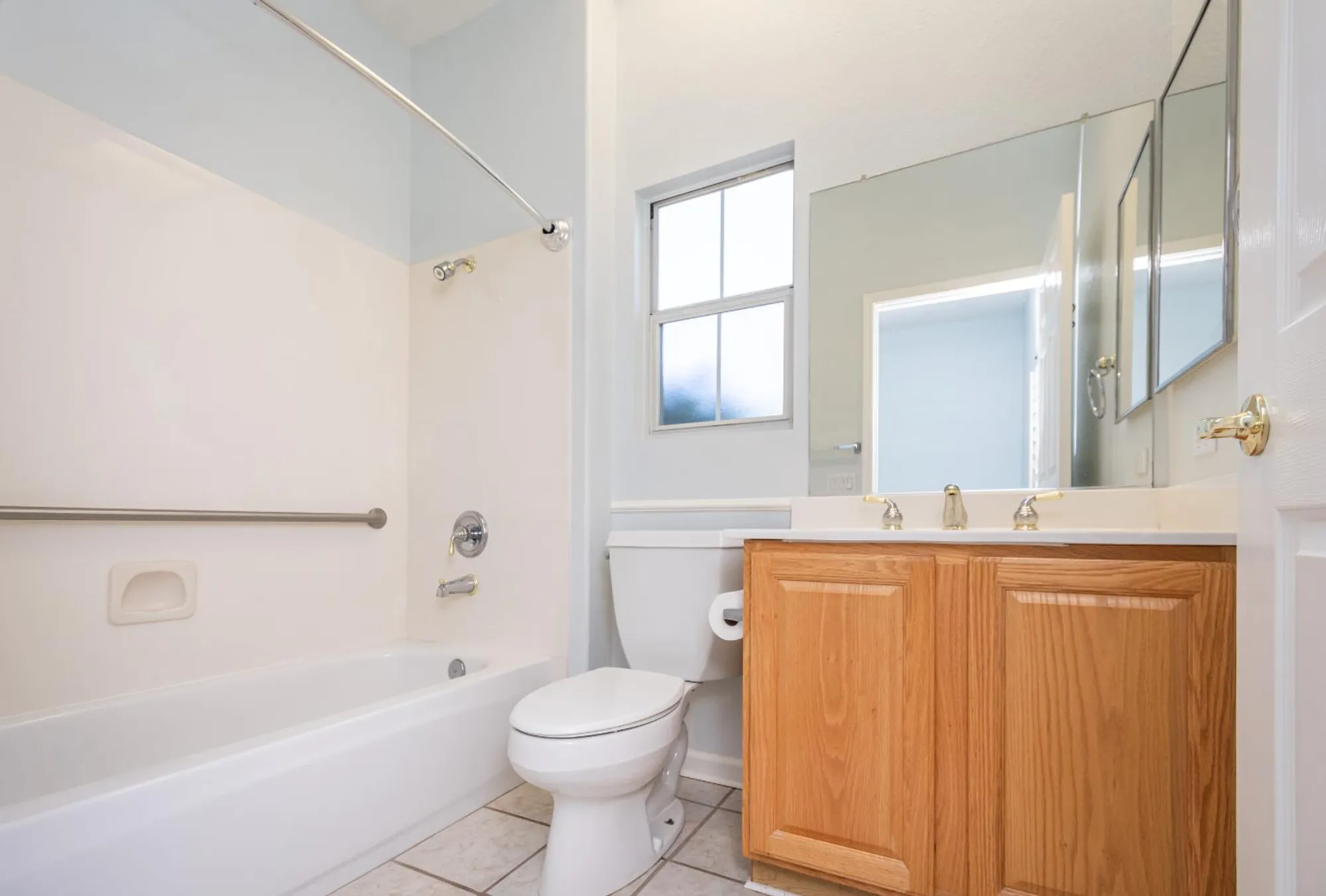 Property Slideshow image 56 of 69 | 300 roundhill ct, Roseville, CA, 95747