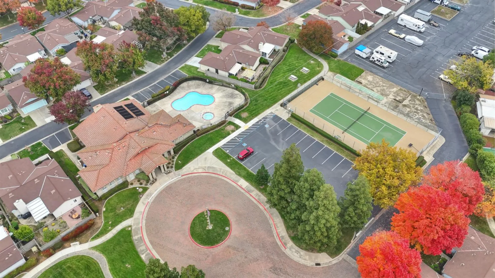 Property Slideshow image 26 of 27 | 7414 sun point ln, Sacramento, CA, 95828