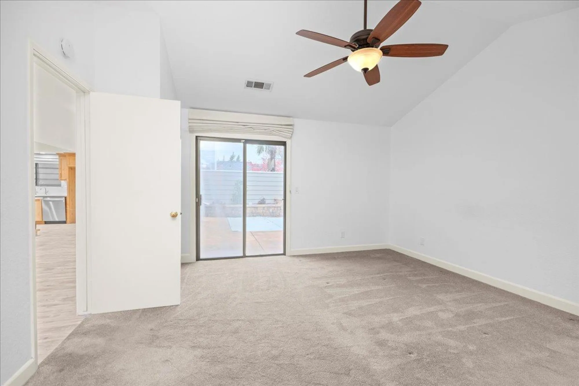 Property Slideshow image 12 of 23 | 3600 thomas more way, Modesto, CA, 95356