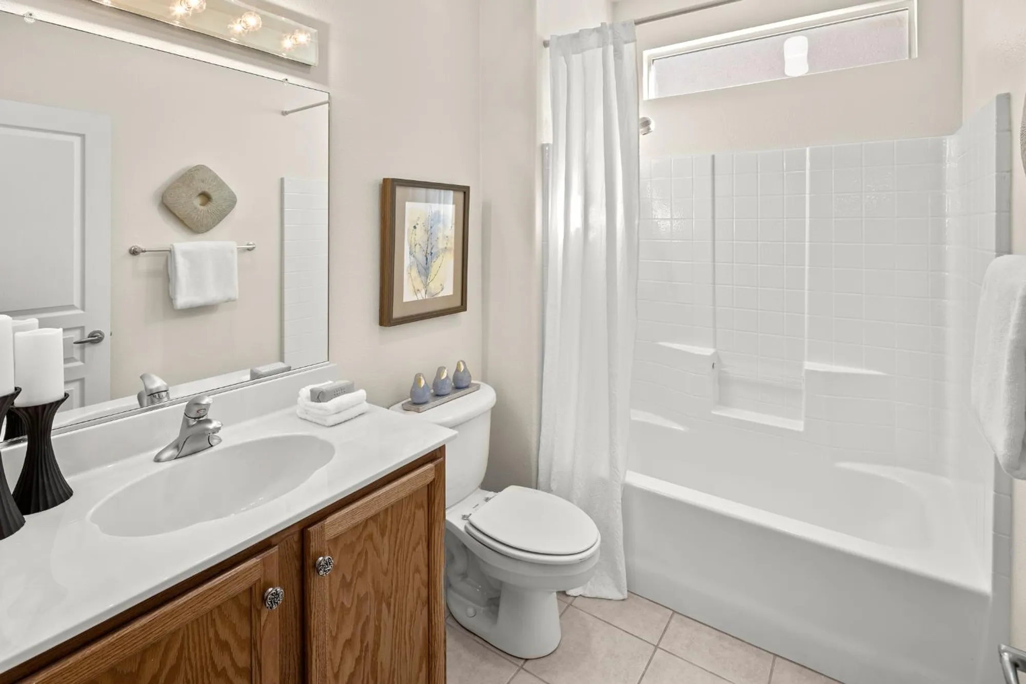 Property Slideshow image 21 of 33 | 649 wagon wheel ln, Lincoln, CA, 95648