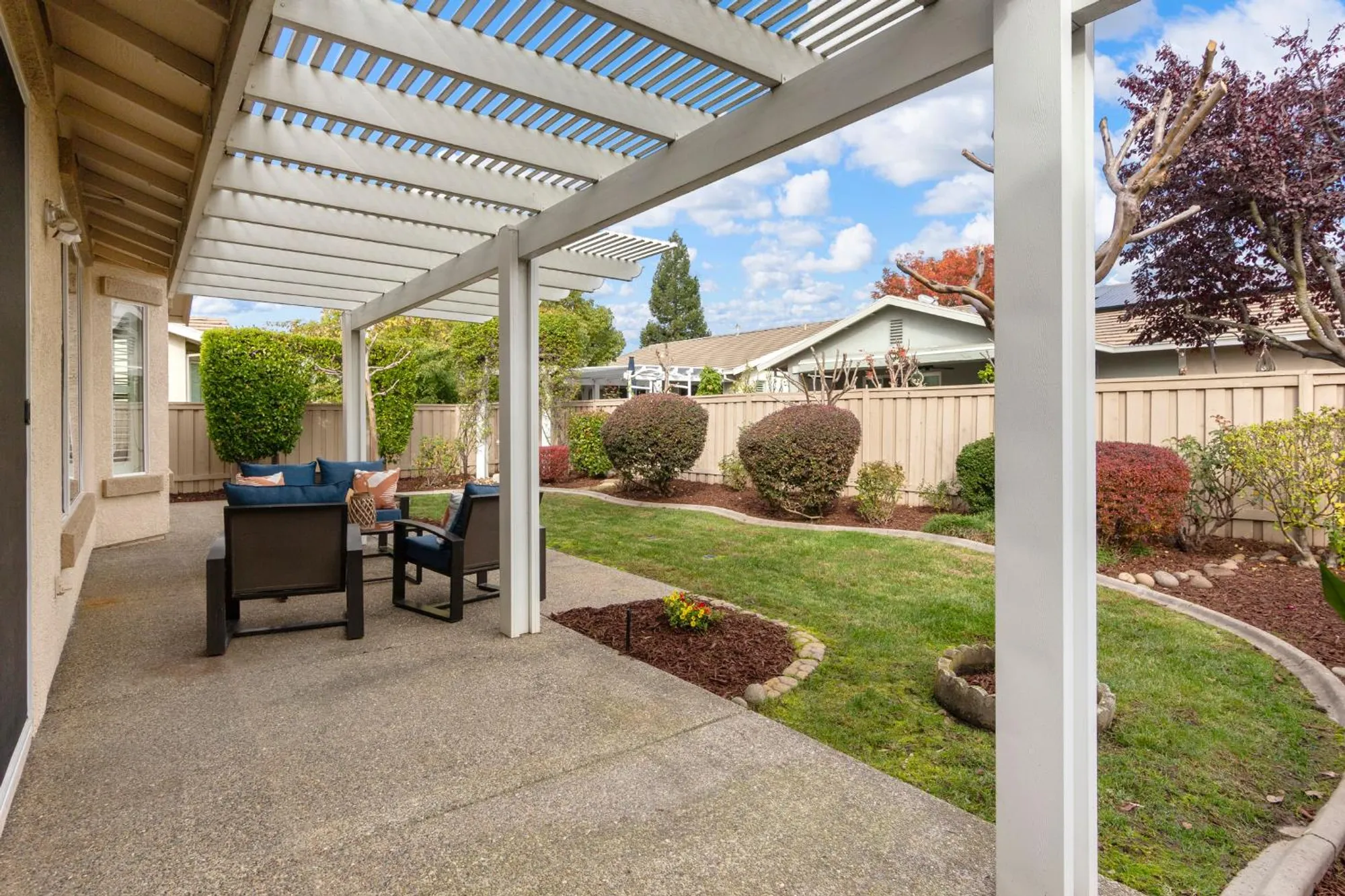 Property Slideshow image 29 of 33 | 649 wagon wheel ln, Lincoln, CA, 95648