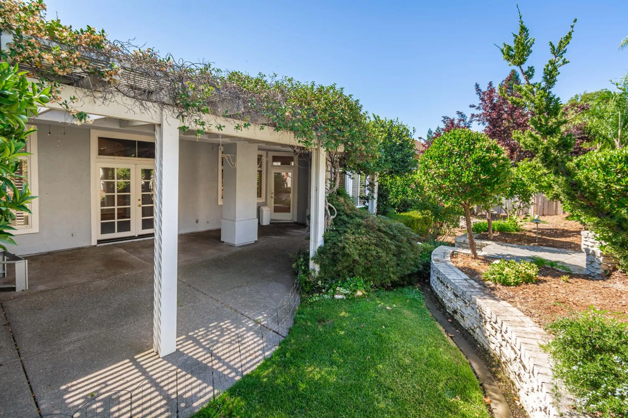 Property Slideshow image 66 of 69 | 300 roundhill ct, Roseville, CA, 95747