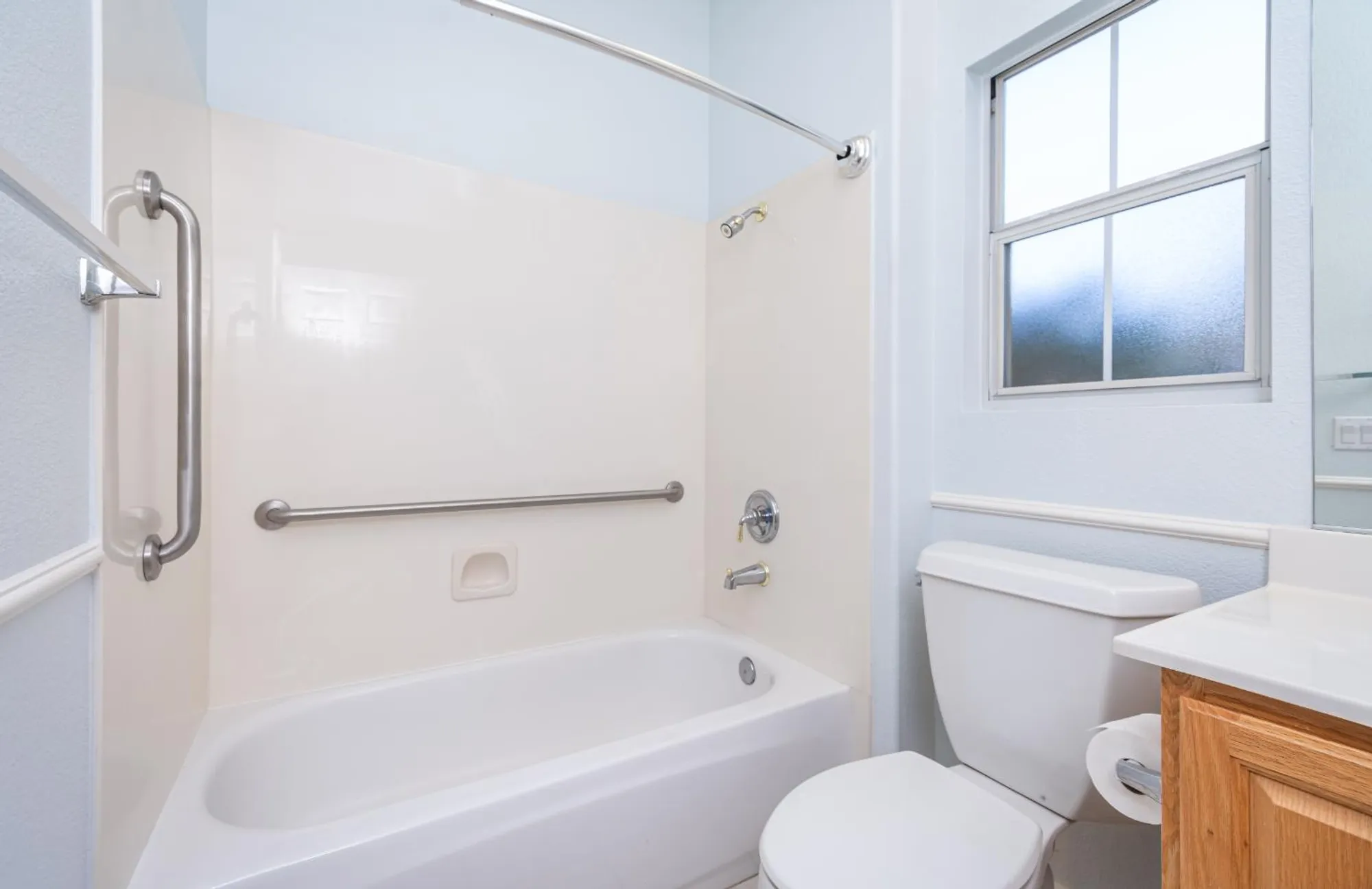 Property Slideshow image 57 of 69 | 300 roundhill ct, Roseville, CA, 95747