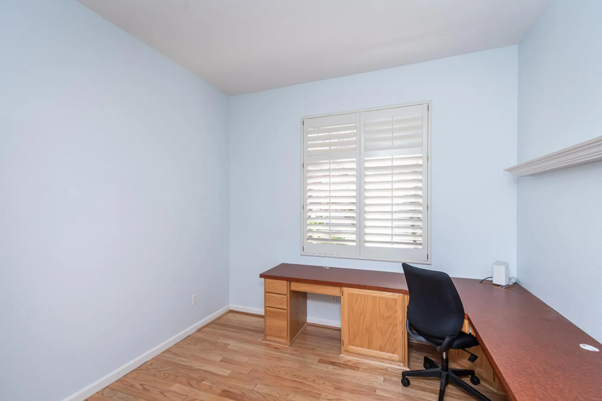 Property Slideshow image 39 of 69 | 300 roundhill ct, Roseville, CA, 95747