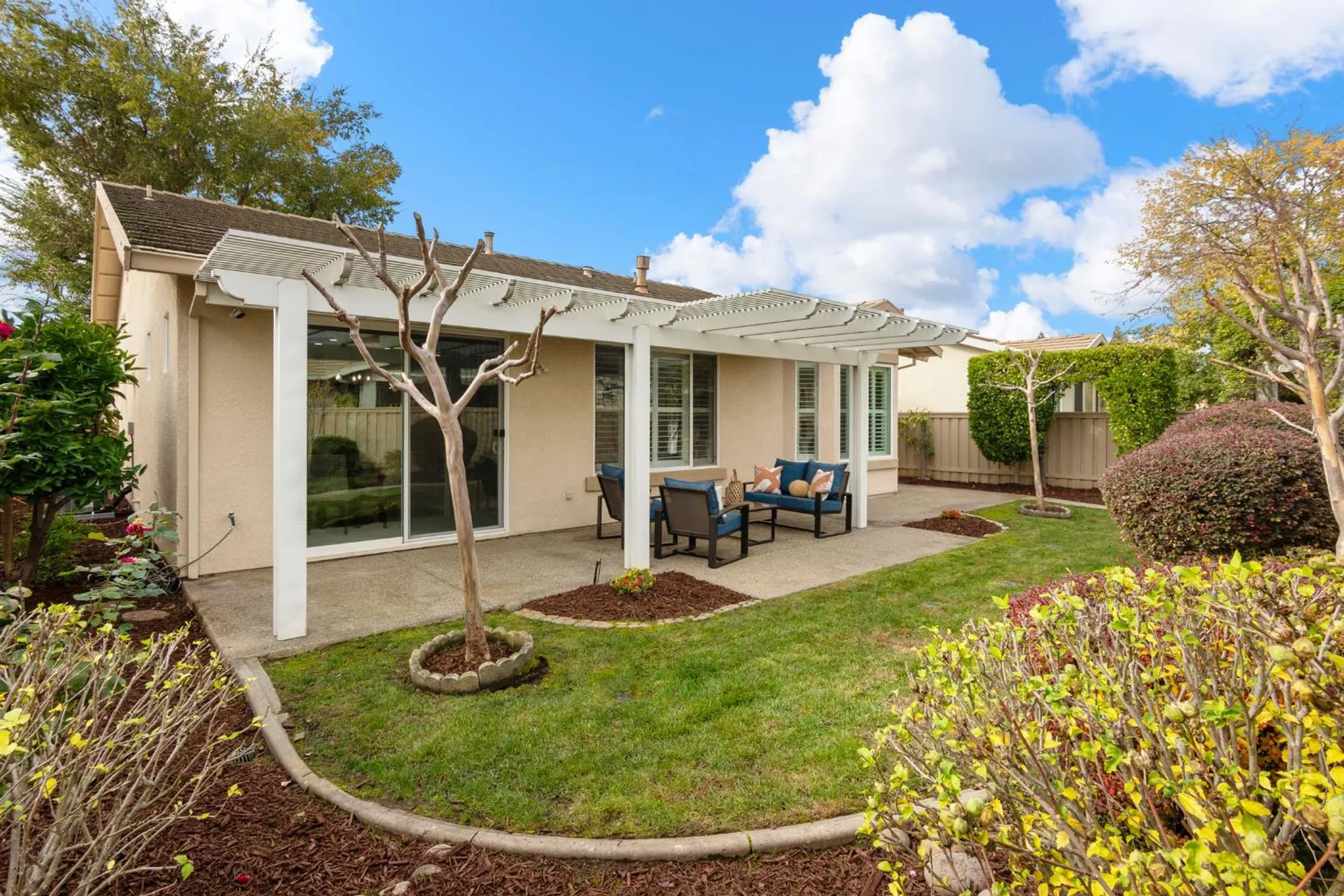 Property Slideshow image 26 of 33 | 649 wagon wheel ln, Lincoln, CA, 95648