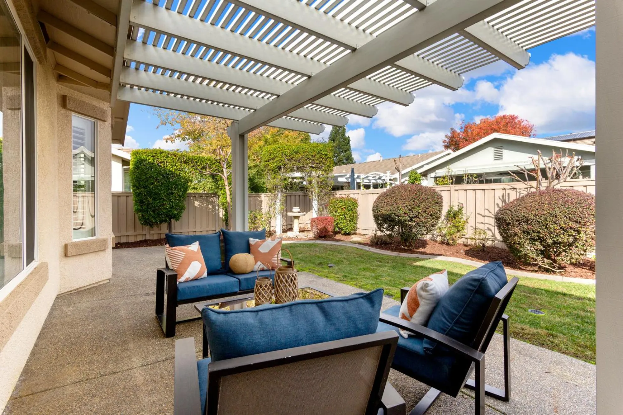 Property Slideshow image 25 of 33 | 649 wagon wheel ln, Lincoln, CA, 95648