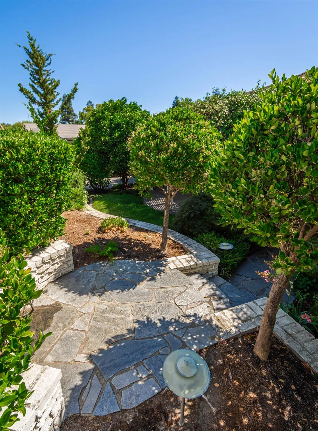 Property Slideshow image 65 of 69 | 300 roundhill ct, Roseville, CA, 95747