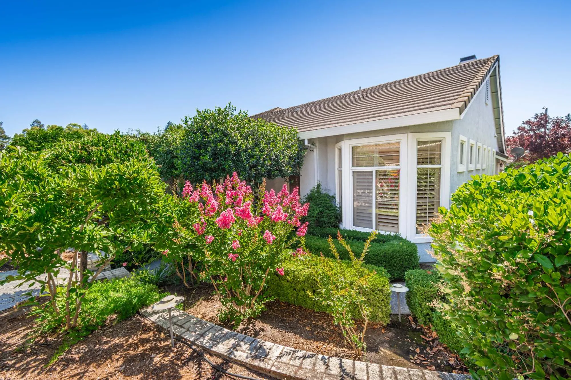 Property Slideshow image 64 of 69 | 300 roundhill ct, Roseville, CA, 95747