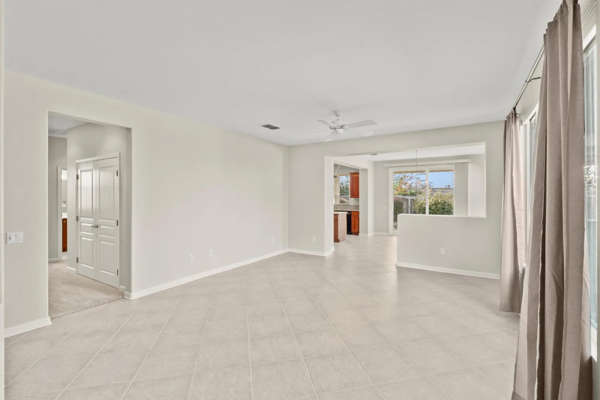 Property Slideshow image 9 of 47 | 320 snapdragon ln, Lincoln, CA, 95648