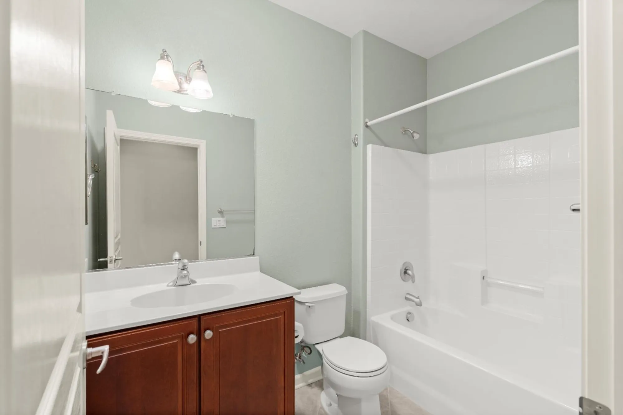 Property Slideshow image 27 of 47 | 320 snapdragon ln, Lincoln, CA, 95648