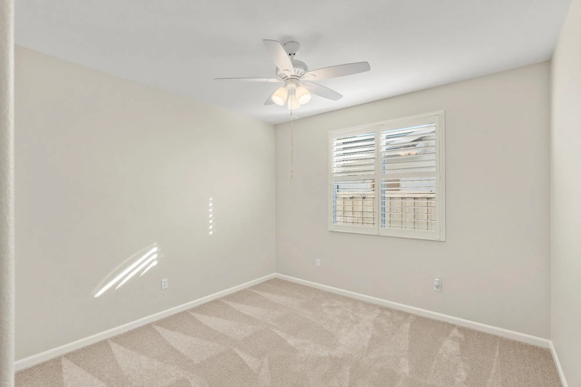 Property Slideshow image 25 of 47 | 320 snapdragon ln, Lincoln, CA, 95648