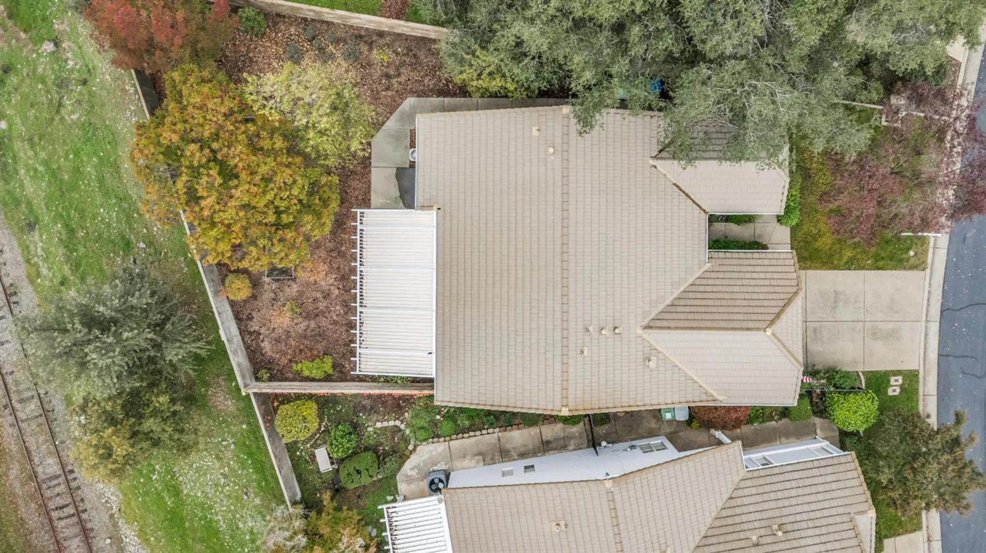 Property Slideshow image 26 of 32 | 510 diamond glen cir, Folsom, CA, 95630