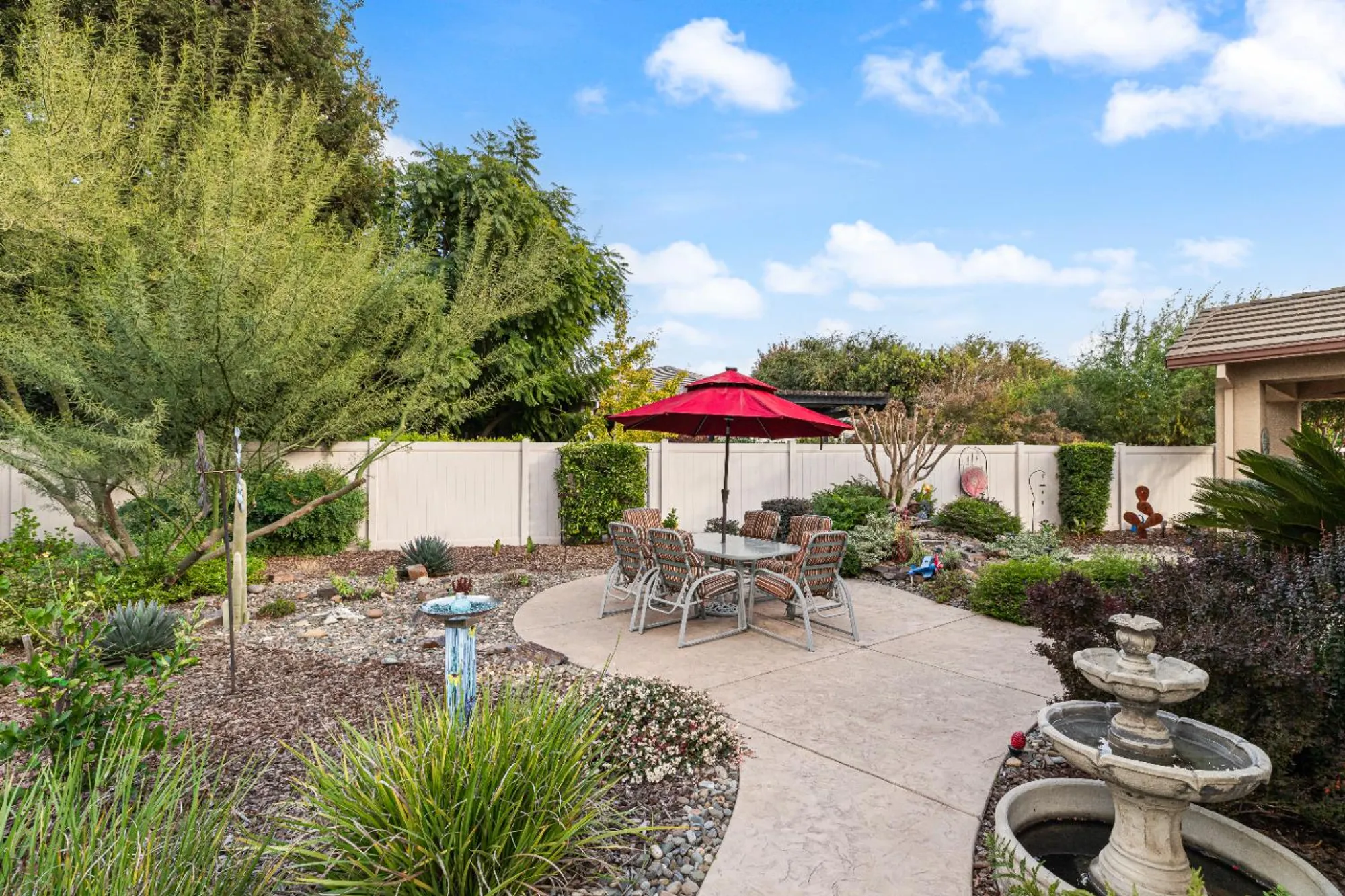 Property Slideshow image 29 of 87 | 2494 redbud way, Manteca, CA, 95336