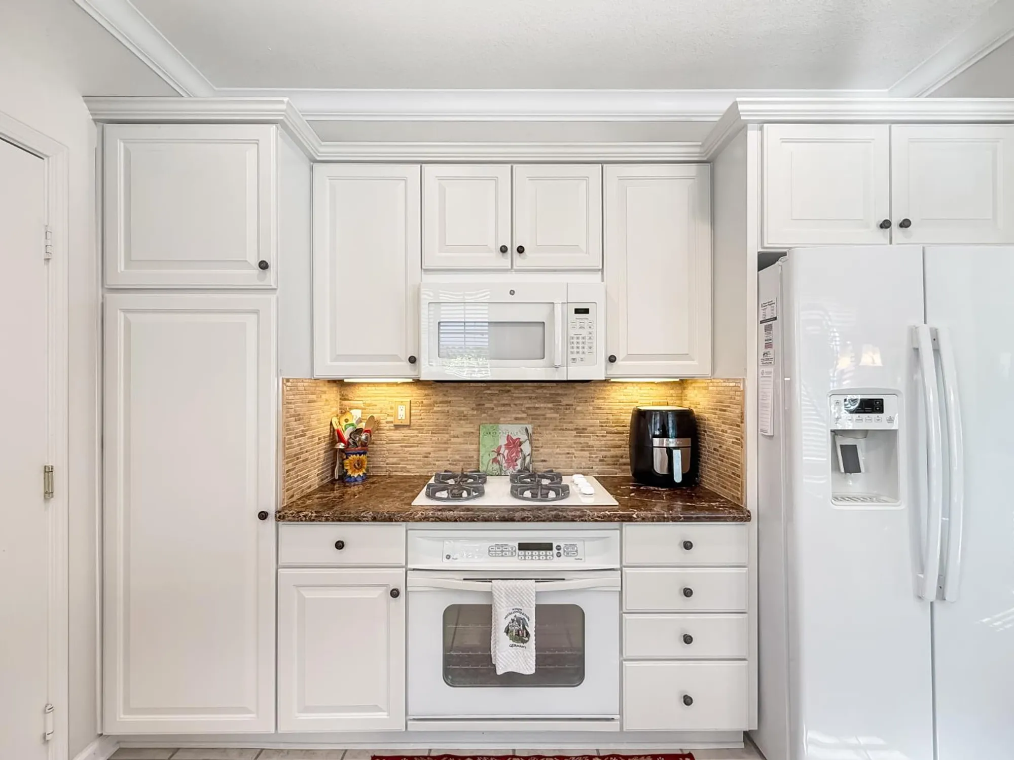 Property Slideshow image 15 of 35 | 1640 crocker ln, Lincoln, CA, 95648