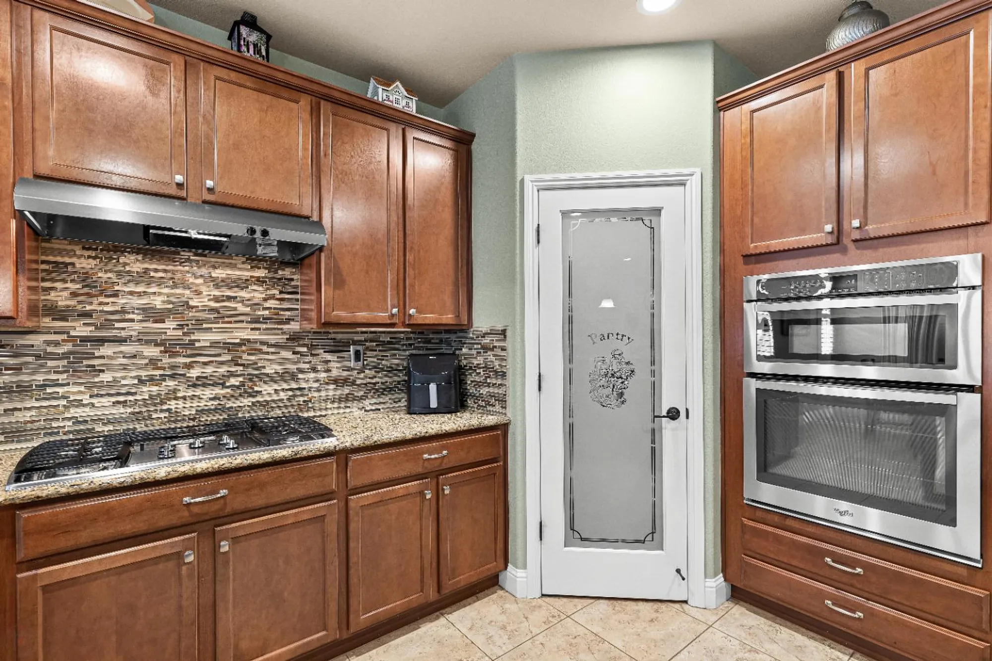 Property Slideshow image 13 of 87 | 2494 redbud way, Manteca, CA, 95336