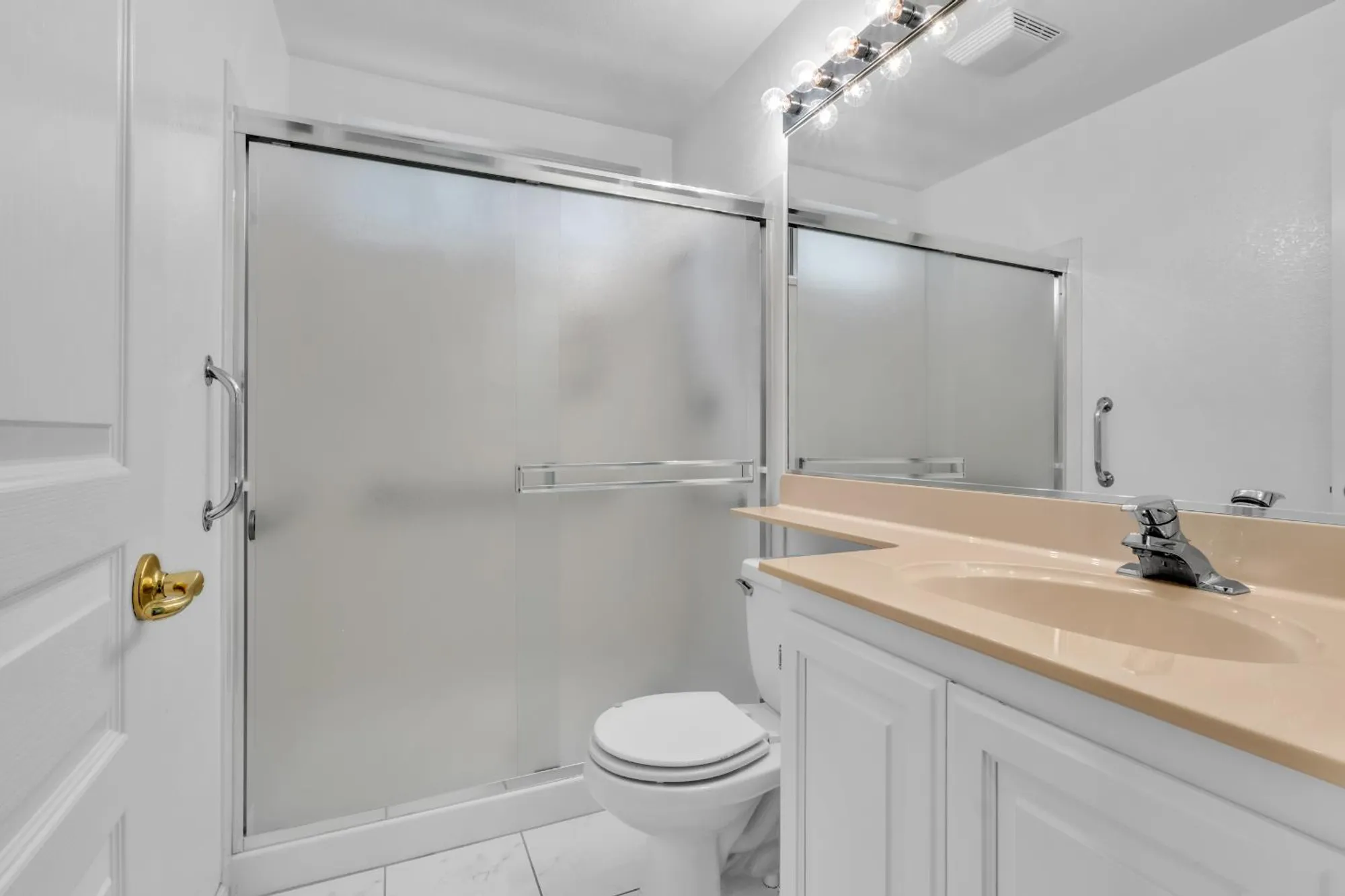 Property Slideshow image 20 of 32 | 510 diamond glen cir, Folsom, CA, 95630