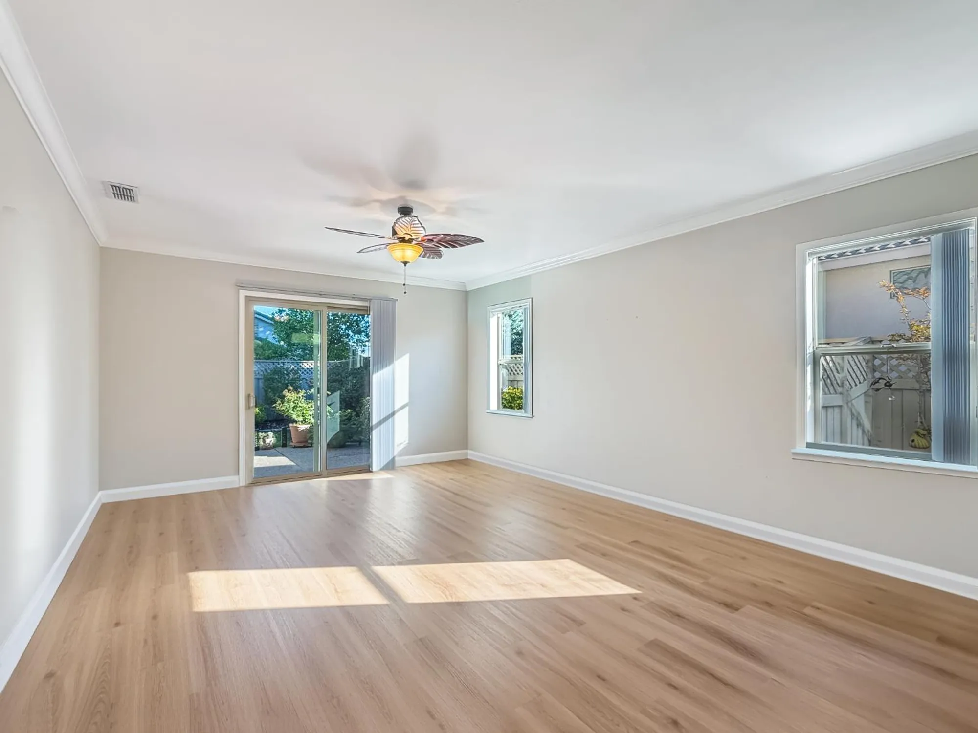 Property Slideshow image 12 of 35 | 1640 crocker ln, Lincoln, CA, 95648