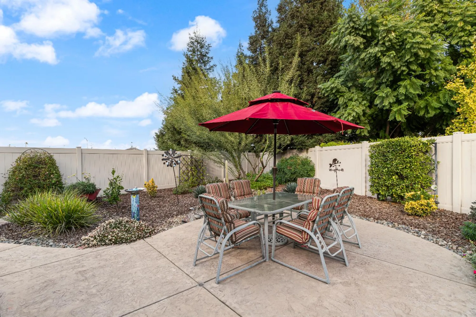 Property Slideshow image 30 of 87 | 2494 redbud way, Manteca, CA, 95336