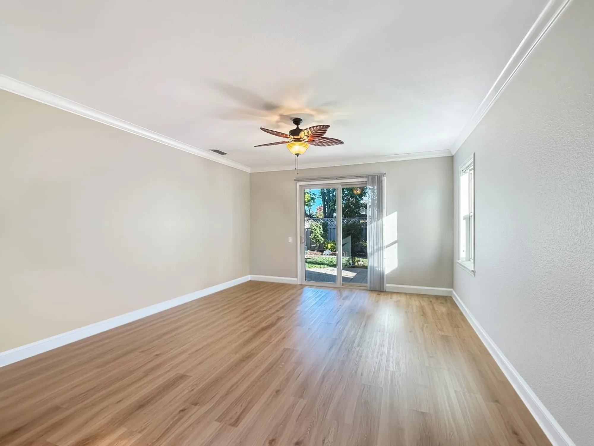 Property Slideshow image 10 of 35 | 1640 crocker ln, Lincoln, CA, 95648