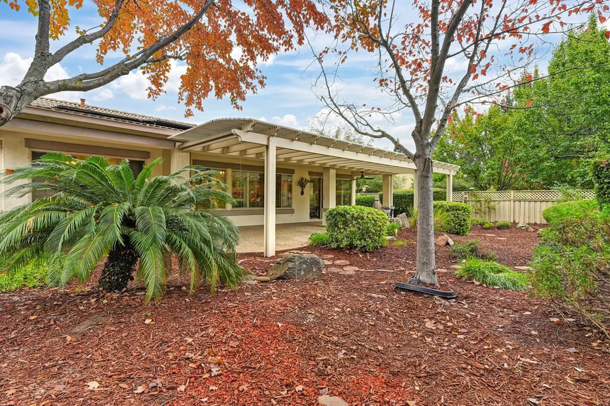 Property Slideshow image 32 of 39 | 2024 farmgate ln, Lincoln, CA, 95648