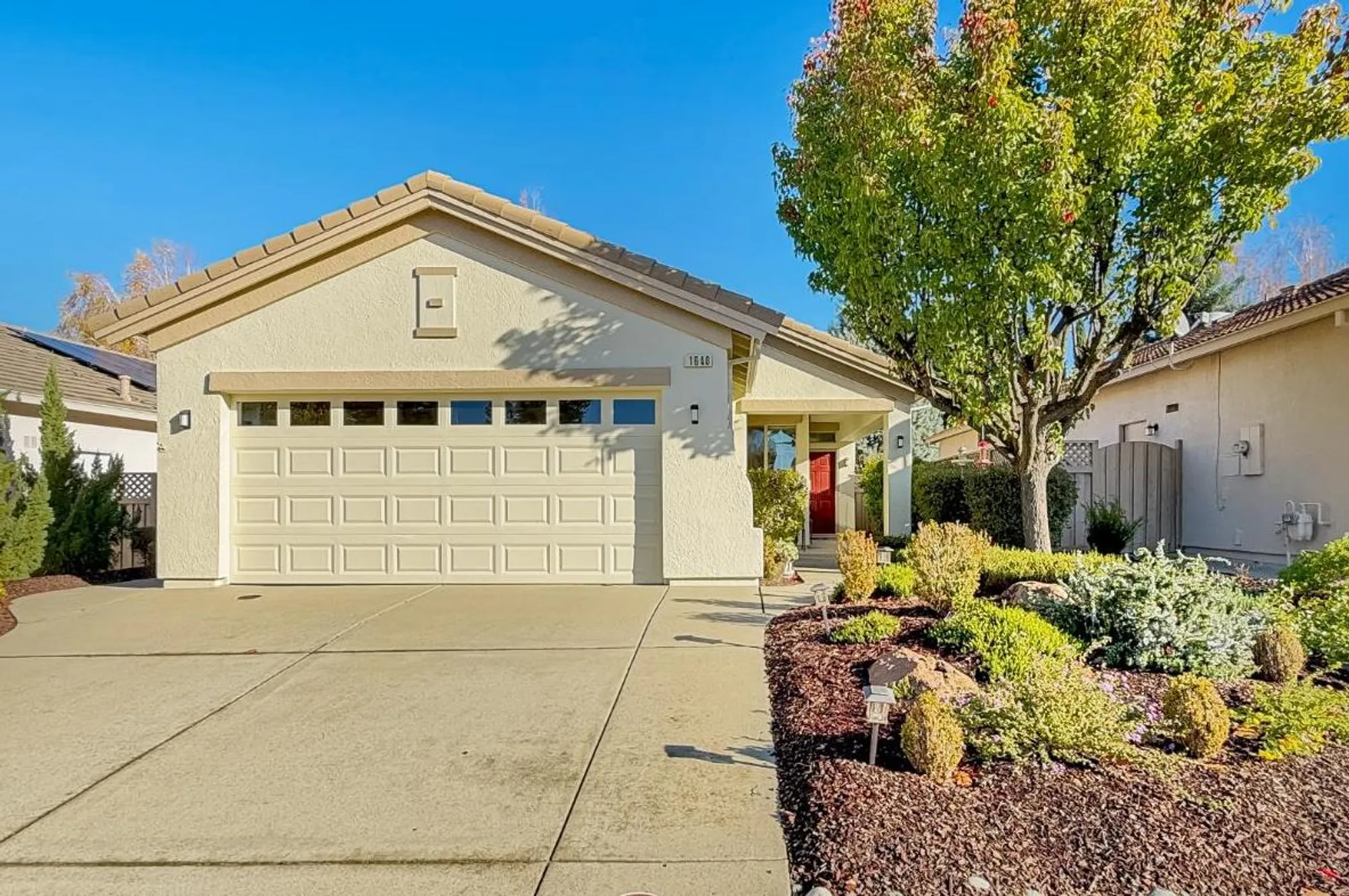 Property Slideshow image 6 of 35 | 1640 crocker ln, Lincoln, CA, 95648