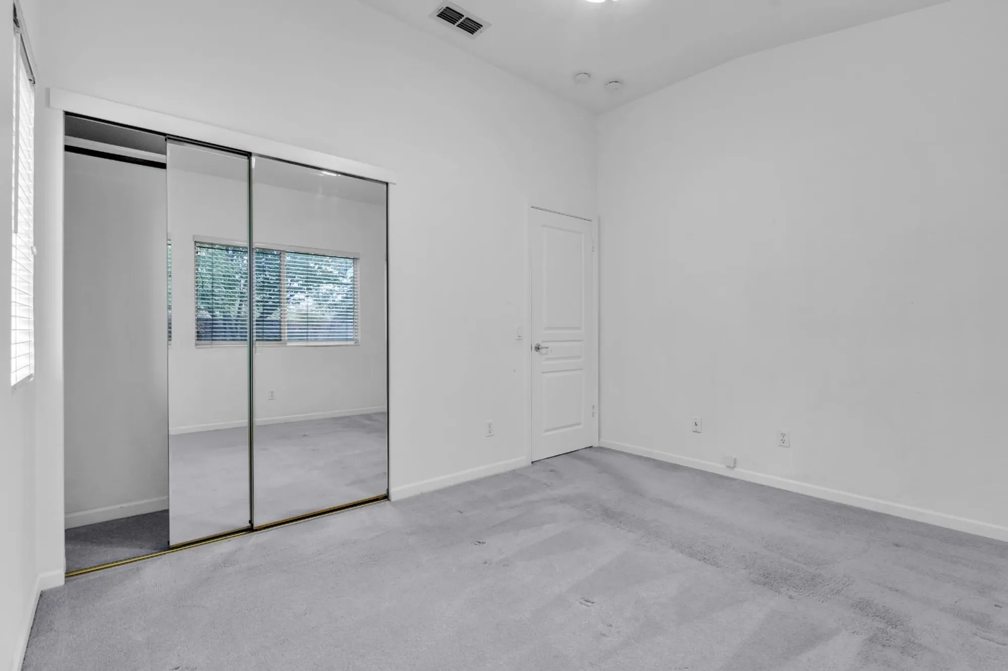 Property Slideshow image 19 of 32 | 510 diamond glen cir, Folsom, CA, 95630