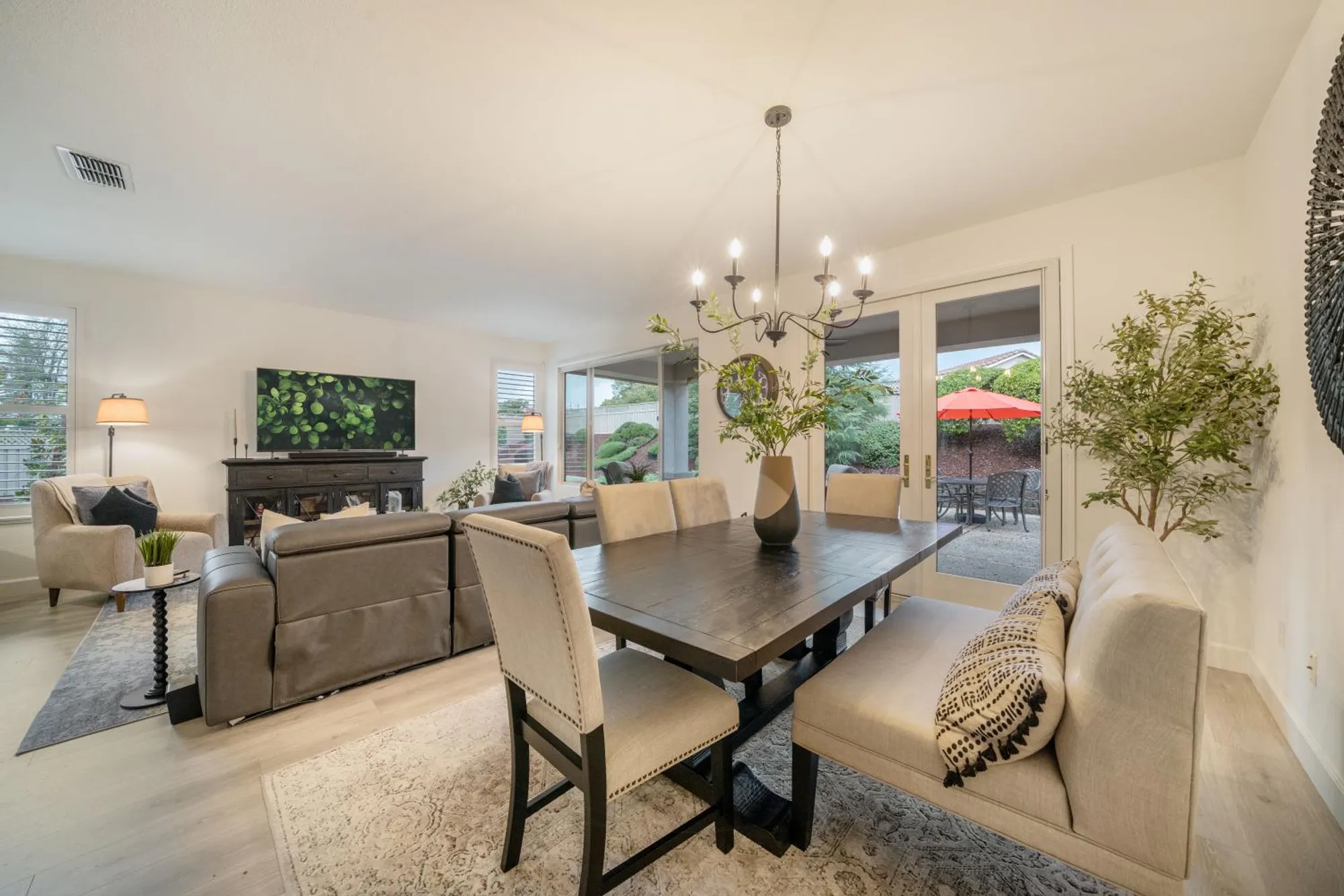 Property Slideshow image 13 of 33 | 116 ivy arbor ct, Lincoln, CA, 95648