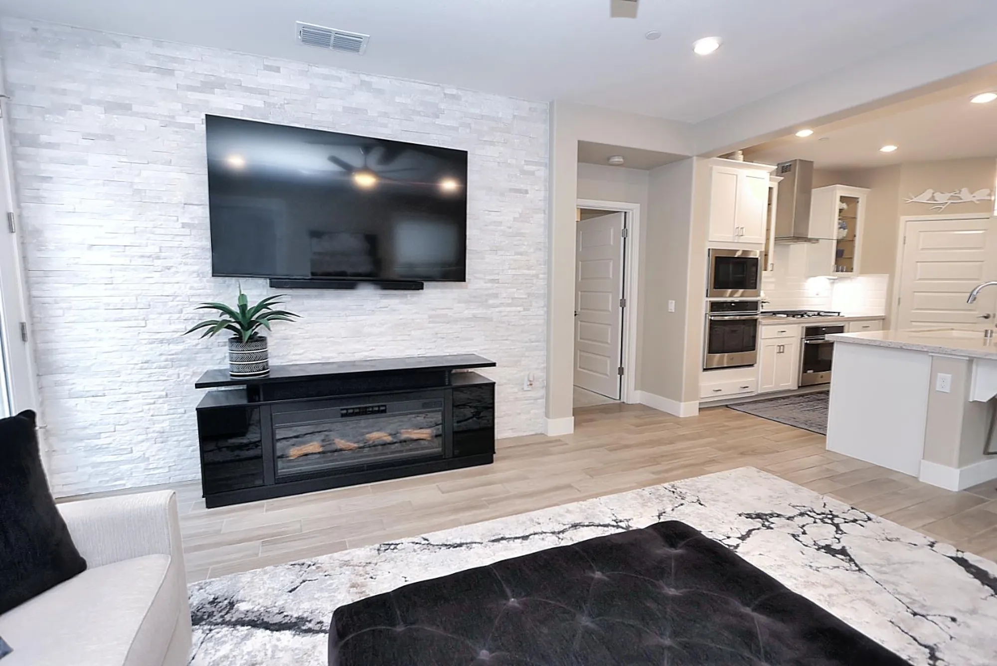 Property Slideshow image 13 of 59 | 1559 haydin pl, El Dorado Hills, CA, 95762