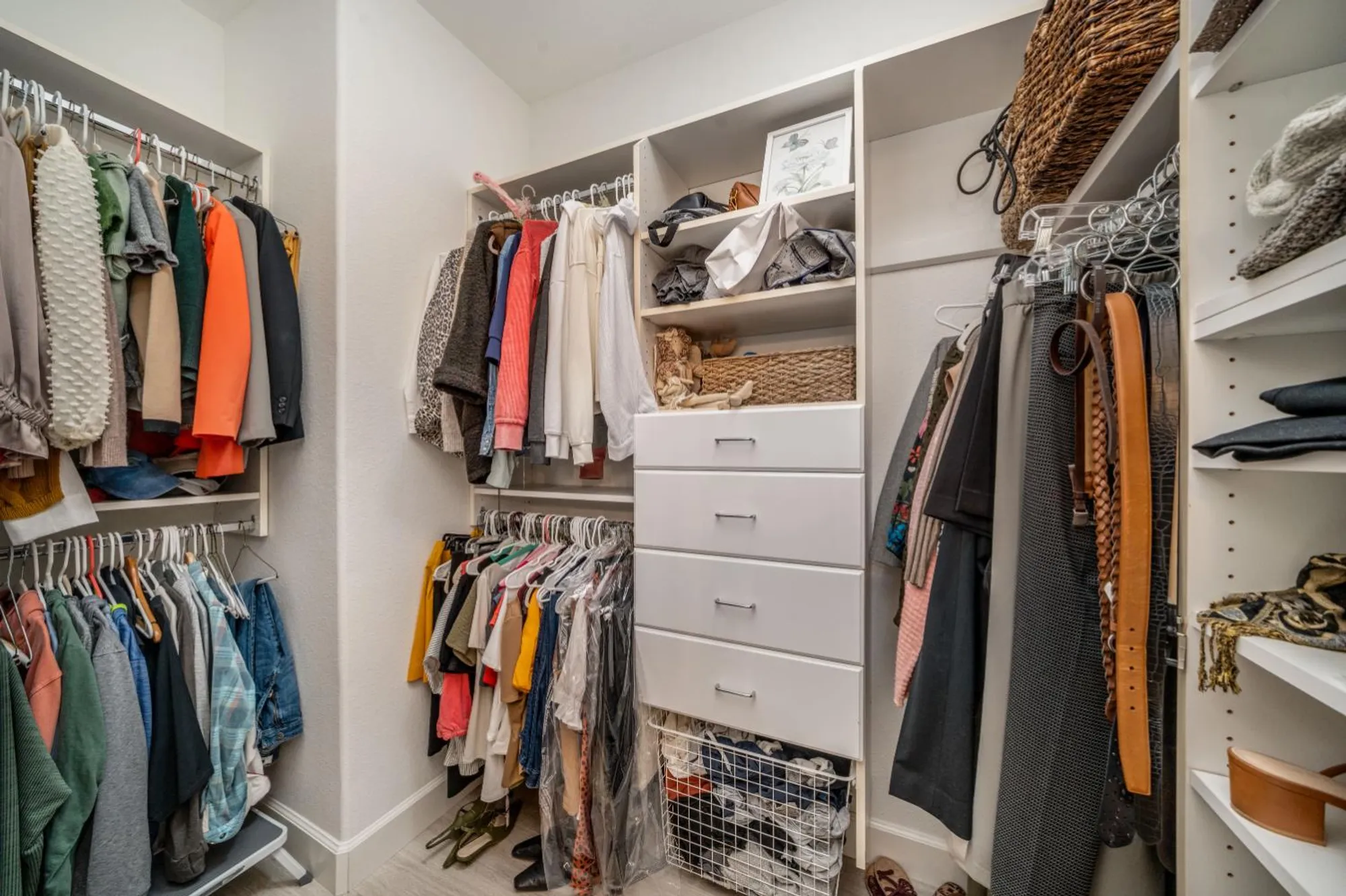 Property Slideshow image 20 of 33 | 116 ivy arbor ct, Lincoln, CA, 95648