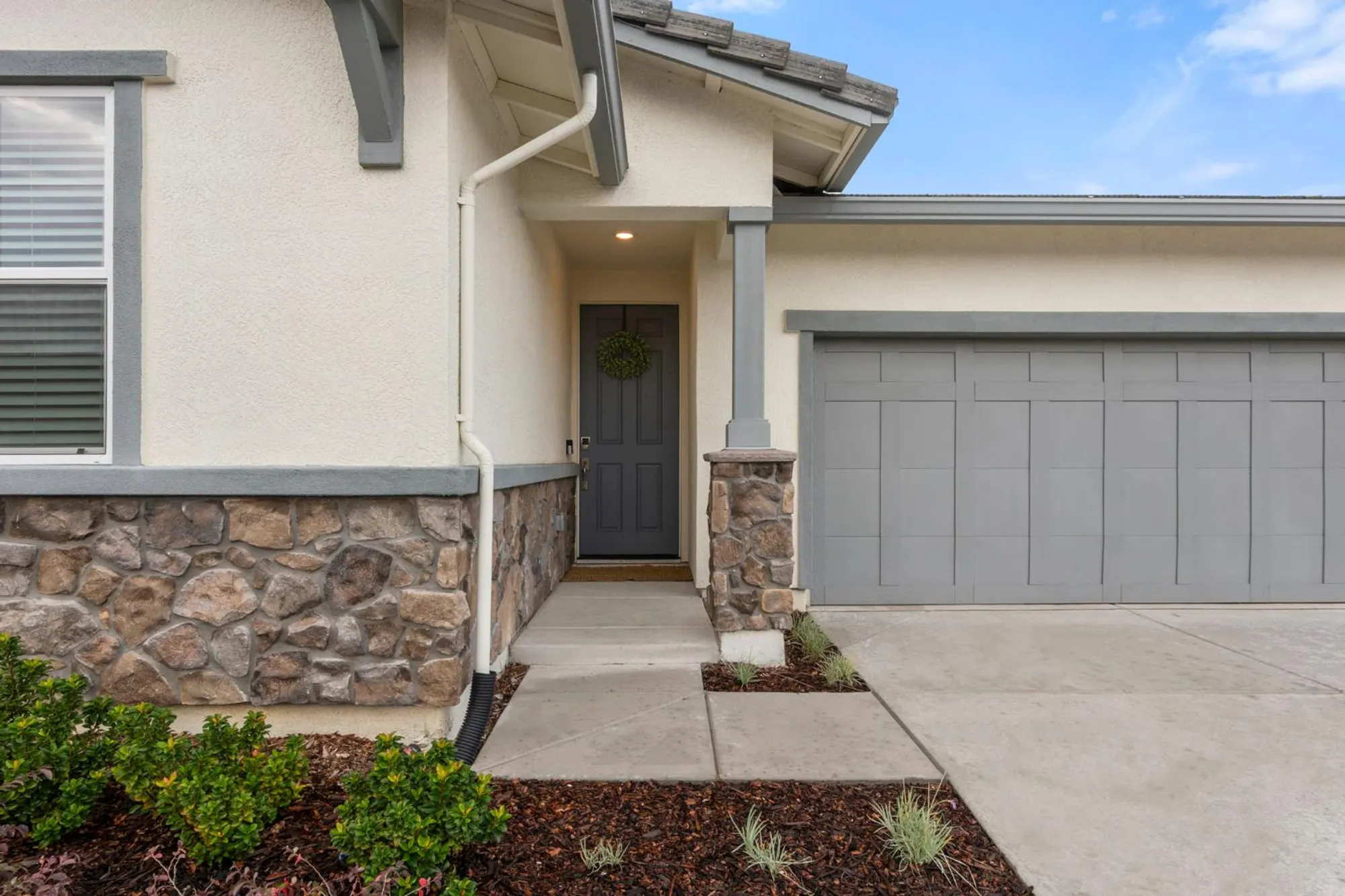 Property Slideshow image 2 of 52 | 1180 alpine way, Lincoln, CA, 95648