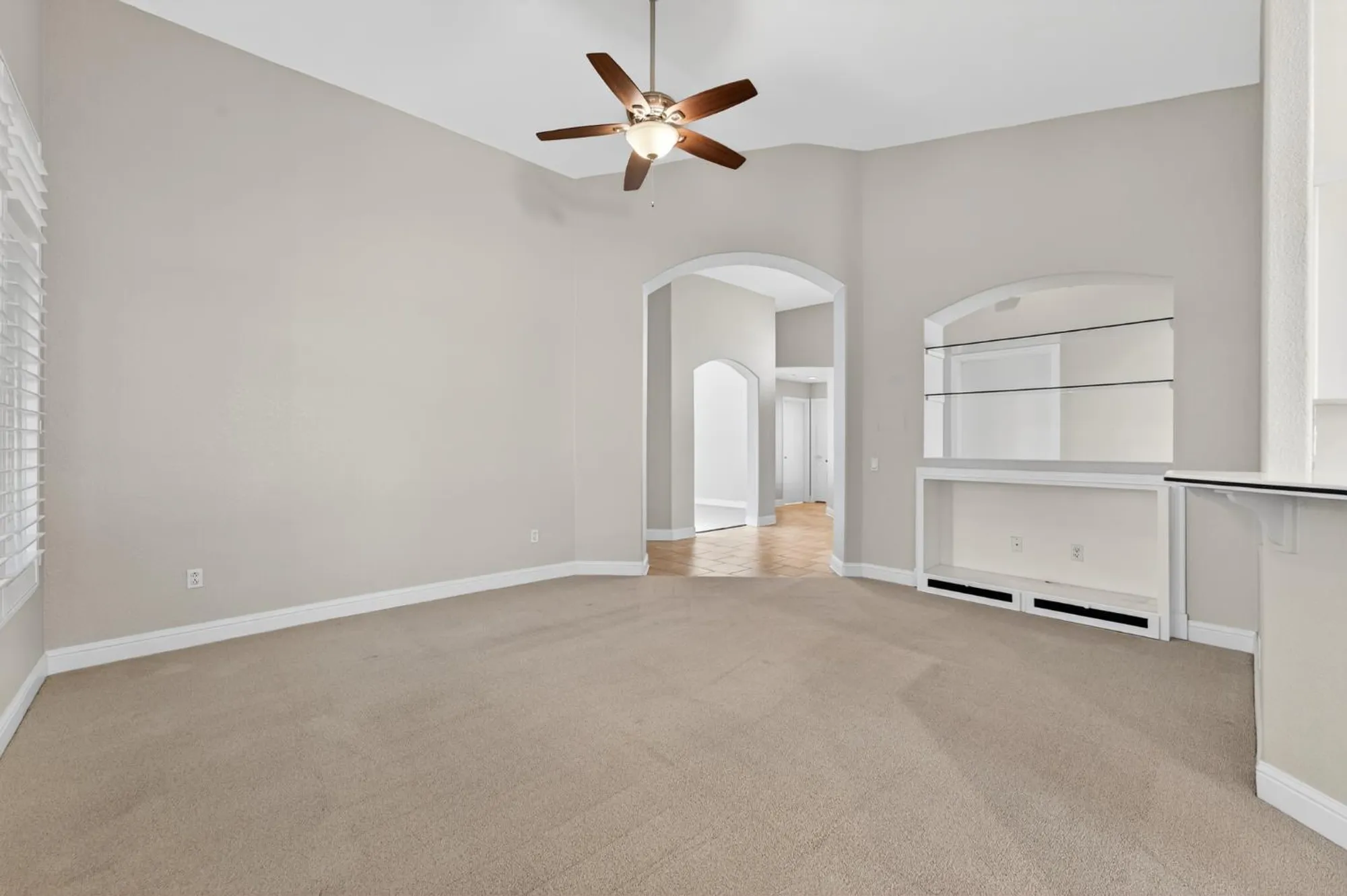 Property Slideshow image 7 of 41 | 5964 whisperlodge way, Roseville, CA, 95747