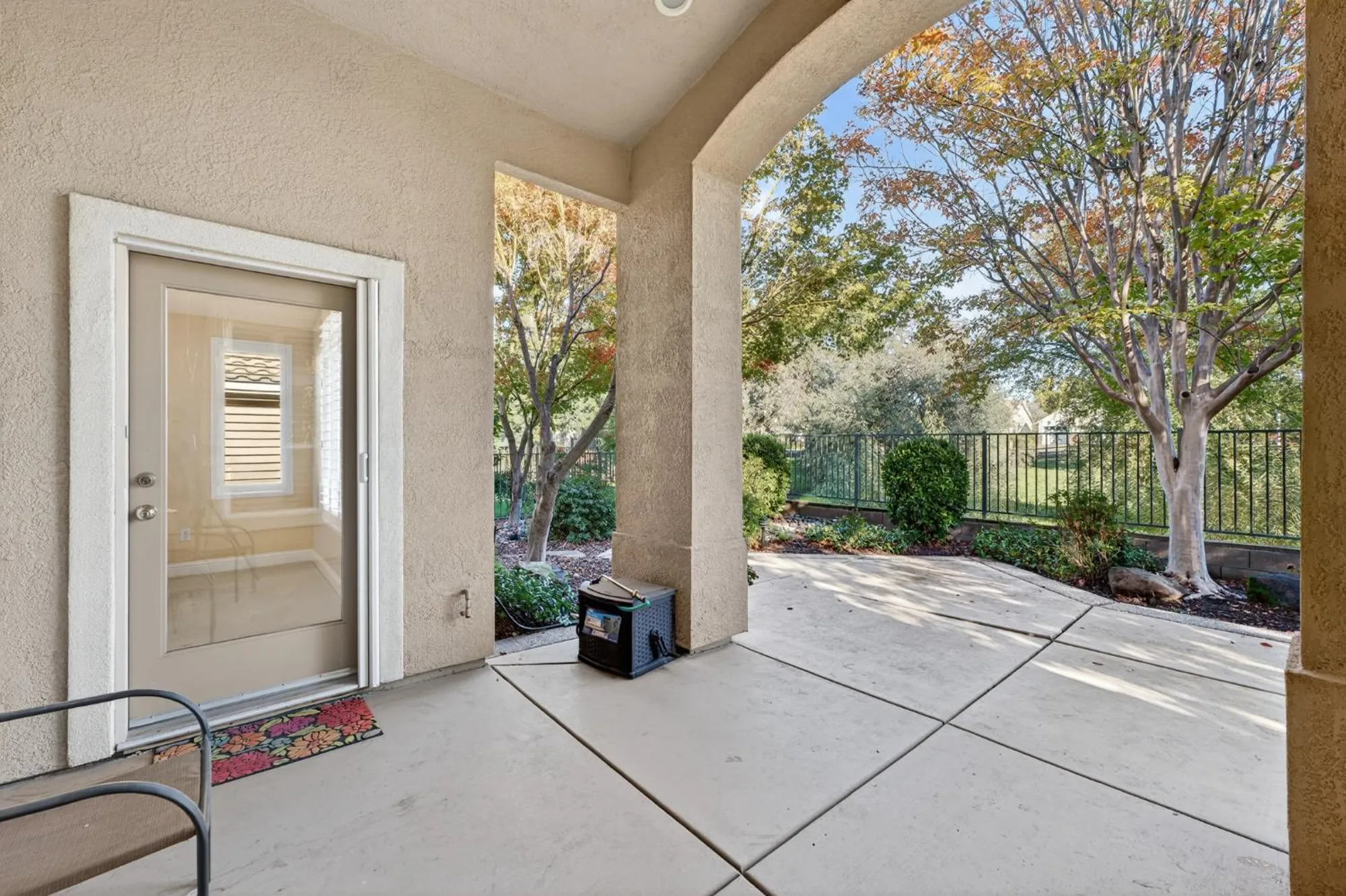 Property Slideshow image 28 of 41 | 5964 whisperlodge way, Roseville, CA, 95747