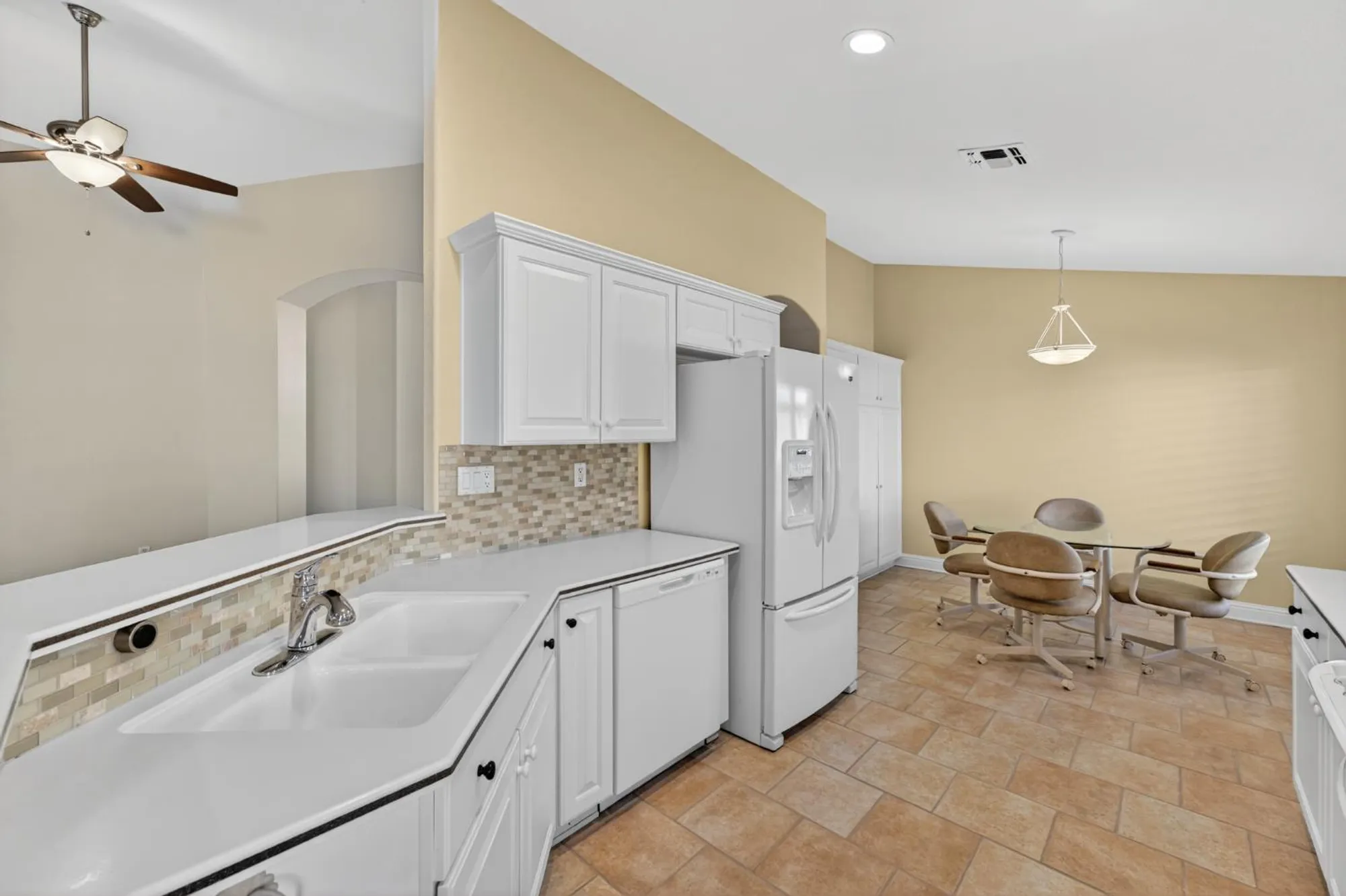 Property Slideshow image 16 of 41 | 5964 whisperlodge way, Roseville, CA, 95747