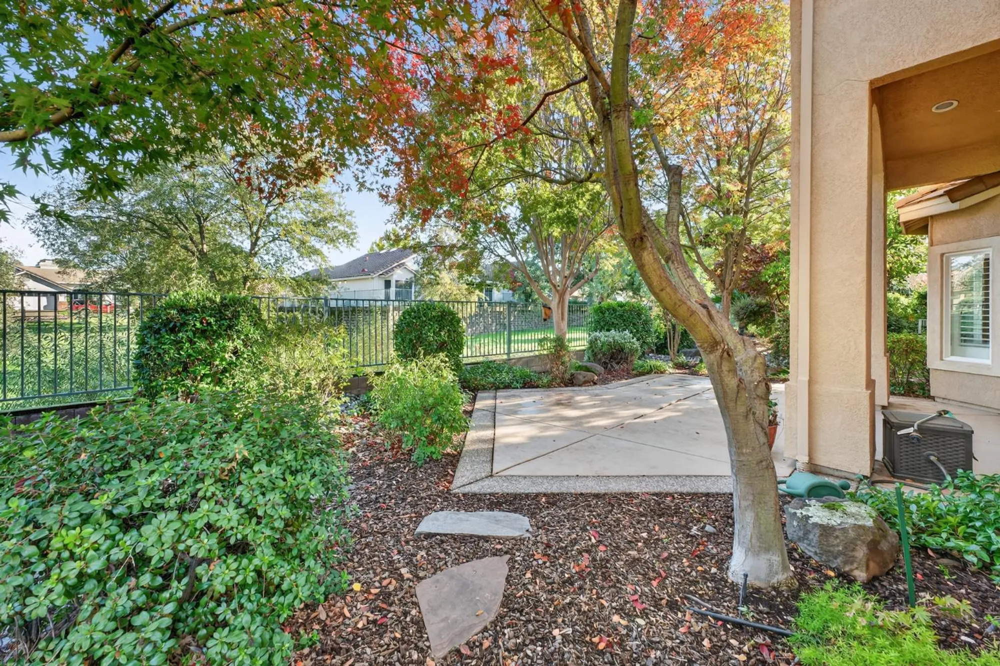 Property Slideshow image 32 of 41 | 5964 whisperlodge way, Roseville, CA, 95747