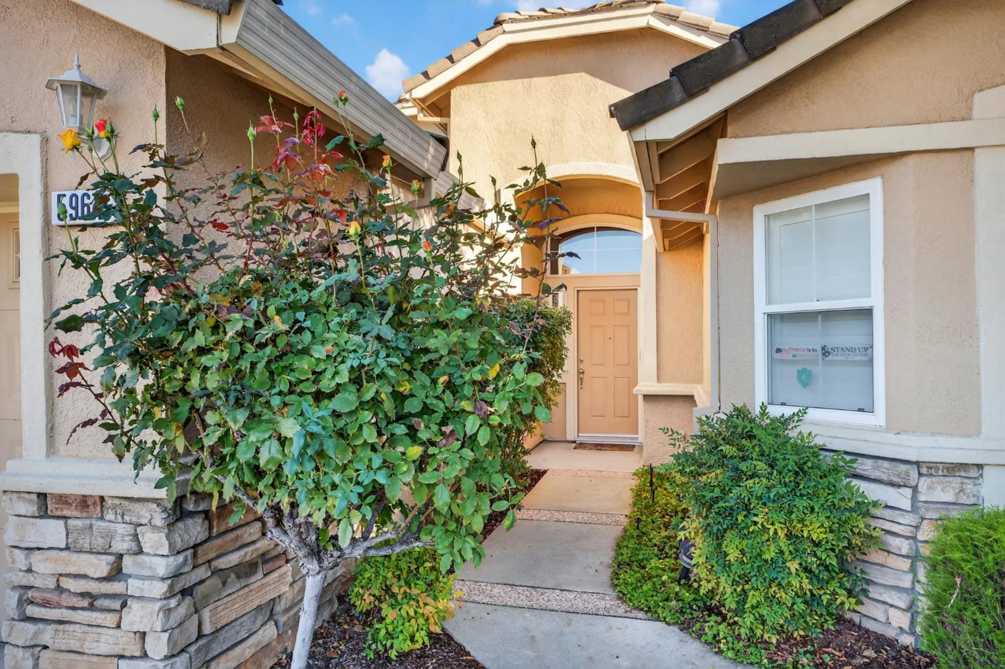 Property Slideshow image 4 of 41 | 5964 whisperlodge way, Roseville, CA, 95747