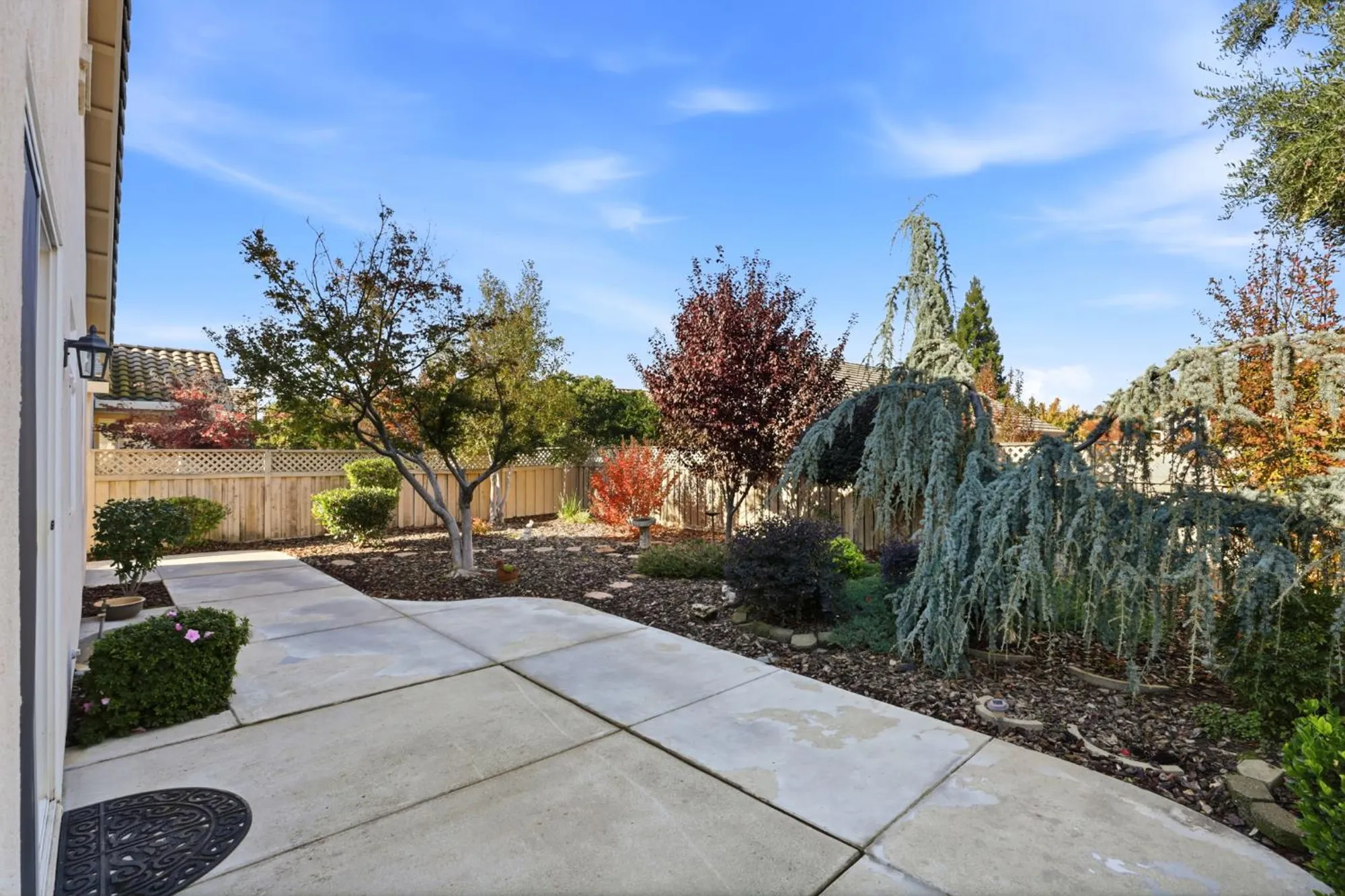 Property Slideshow image 11 of 26 | 7016 mule team way, Roseville, CA, 95747