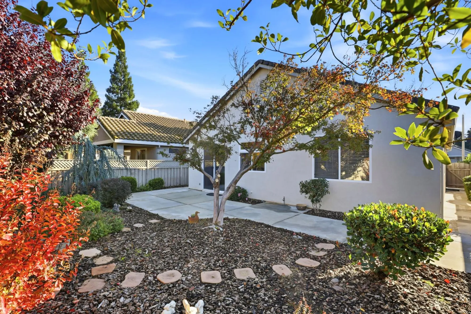 Property Slideshow image 21 of 26 | 7016 mule team way, Roseville, CA, 95747