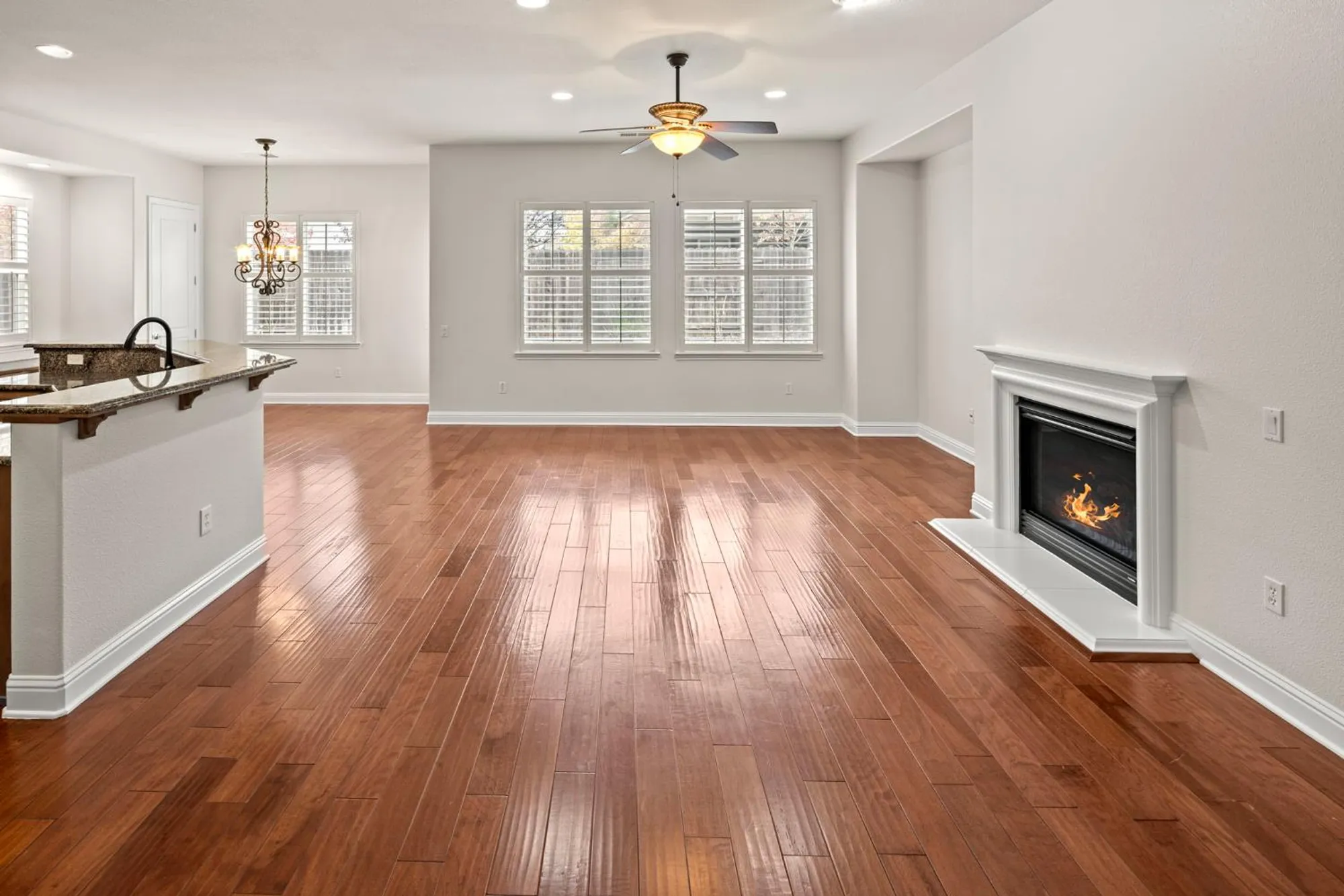 Property Slideshow image 20 of 60 | 2144 penstone loop, Roseville, CA, 95747