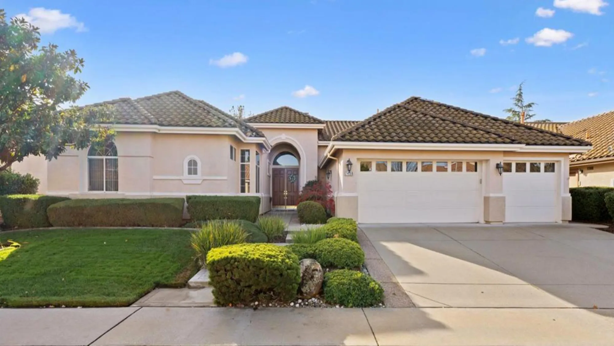 Property Slideshow image 3 of 44 | 7408 whistlestop way, Roseville, CA, 95747