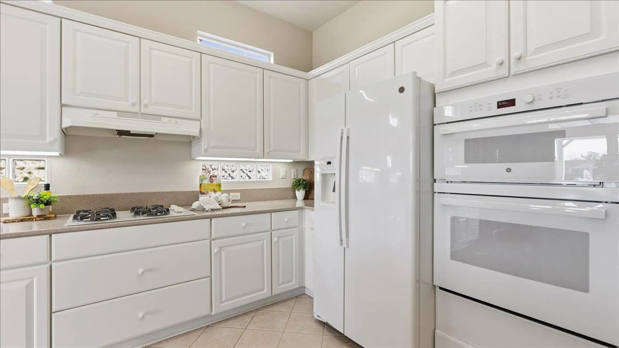 Property Slideshow image 18 of 44 | 7408 whistlestop way, Roseville, CA, 95747