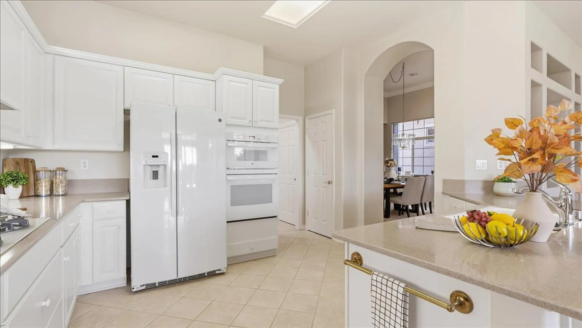 Property Slideshow image 15 of 44 | 7408 whistlestop way, Roseville, CA, 95747