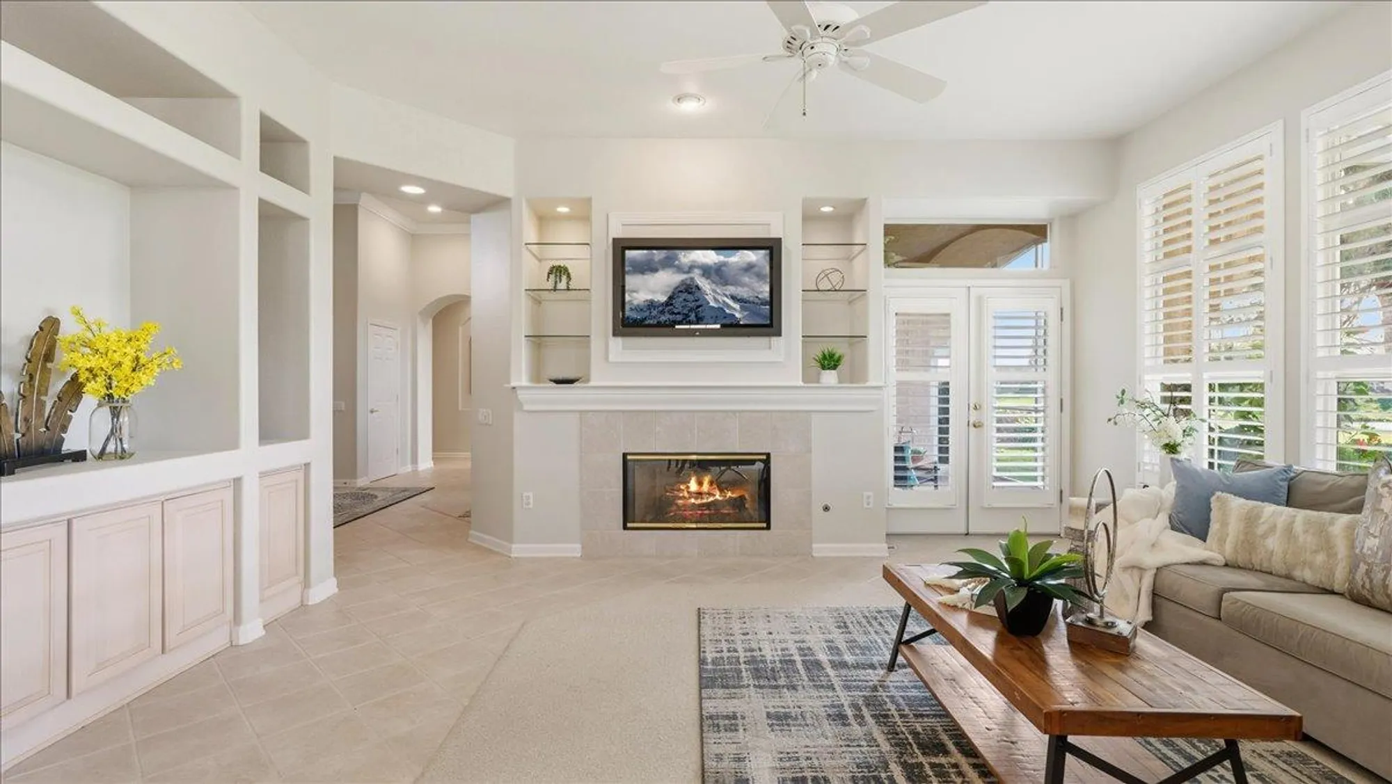 Property Slideshow image 12 of 44 | 7408 whistlestop way, Roseville, CA, 95747
