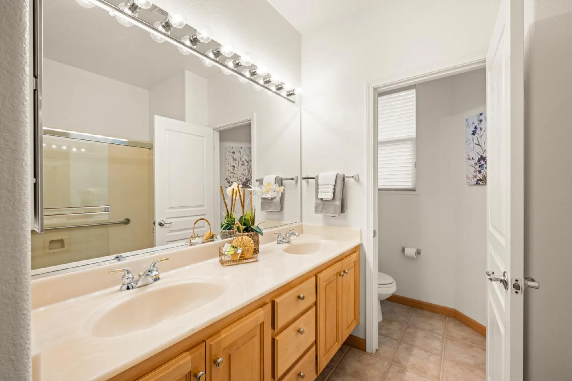 Property Slideshow image 33 of 41 | 500 diamond glen cir, Folsom, CA, 95630