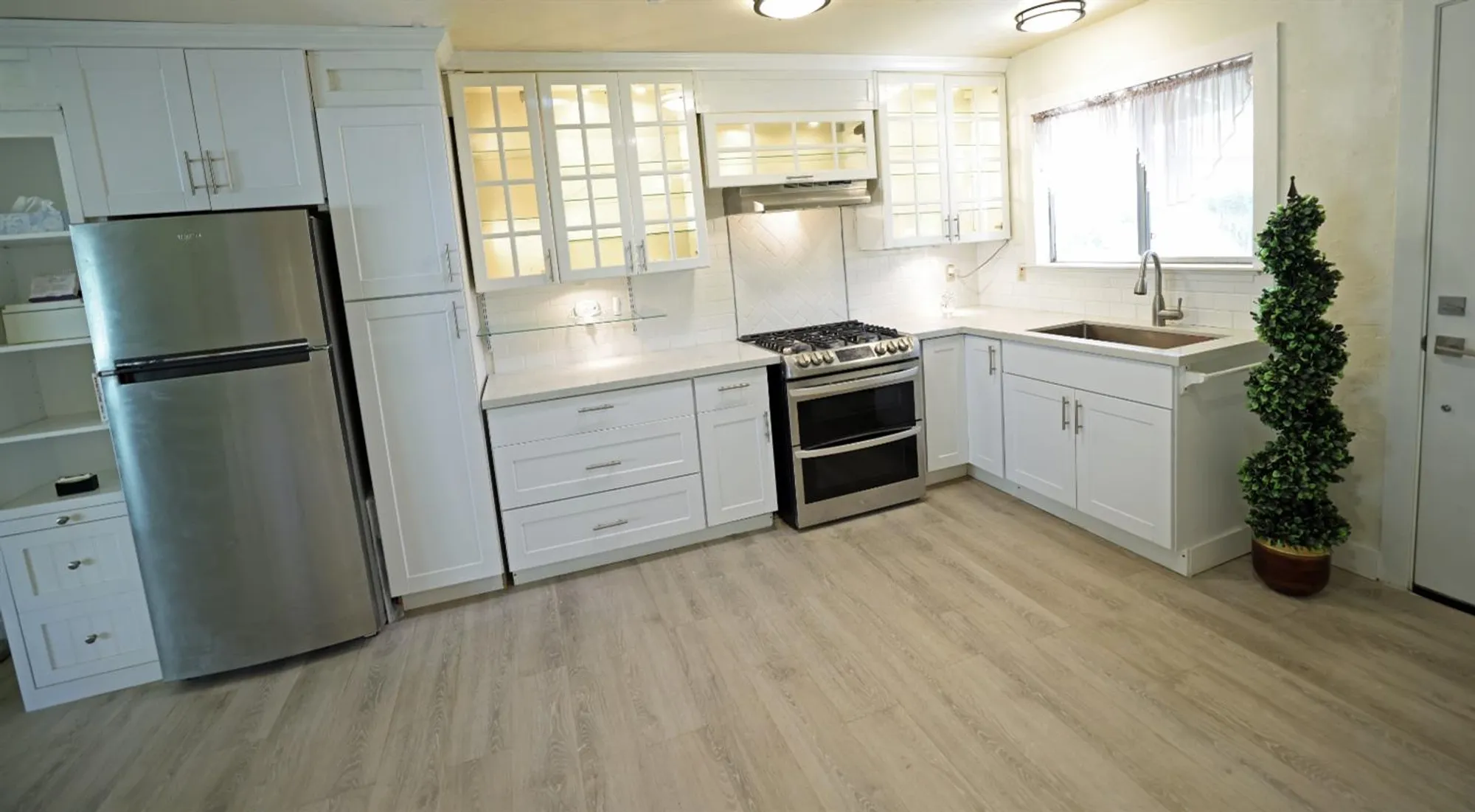 Property Slideshow image 4 of 36 | 110 hacienda carmel, Carmel, CA, 93923