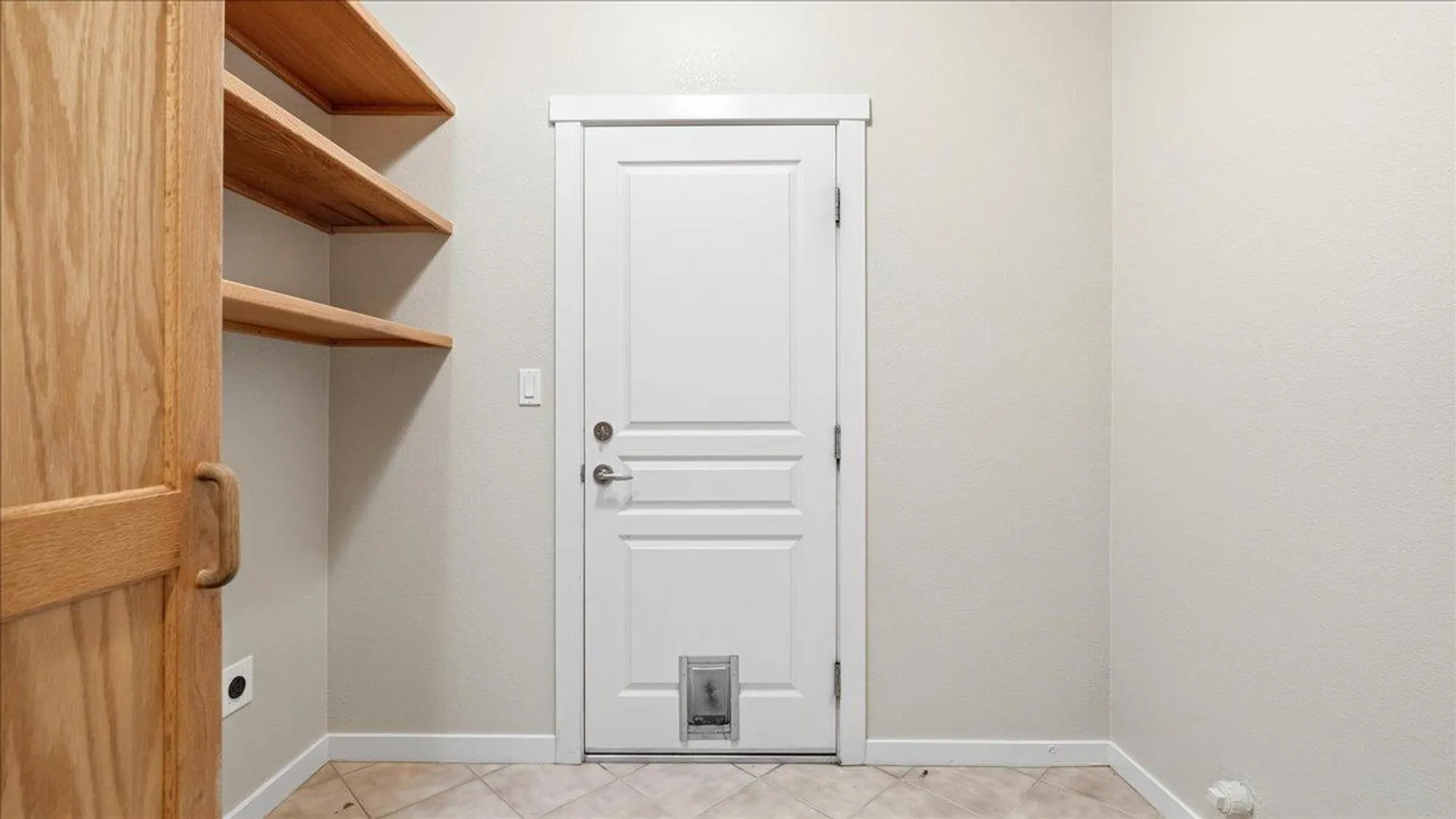 Property Slideshow image 23 of 30 | 1181 segolily ln, Lincoln, CA, 95648