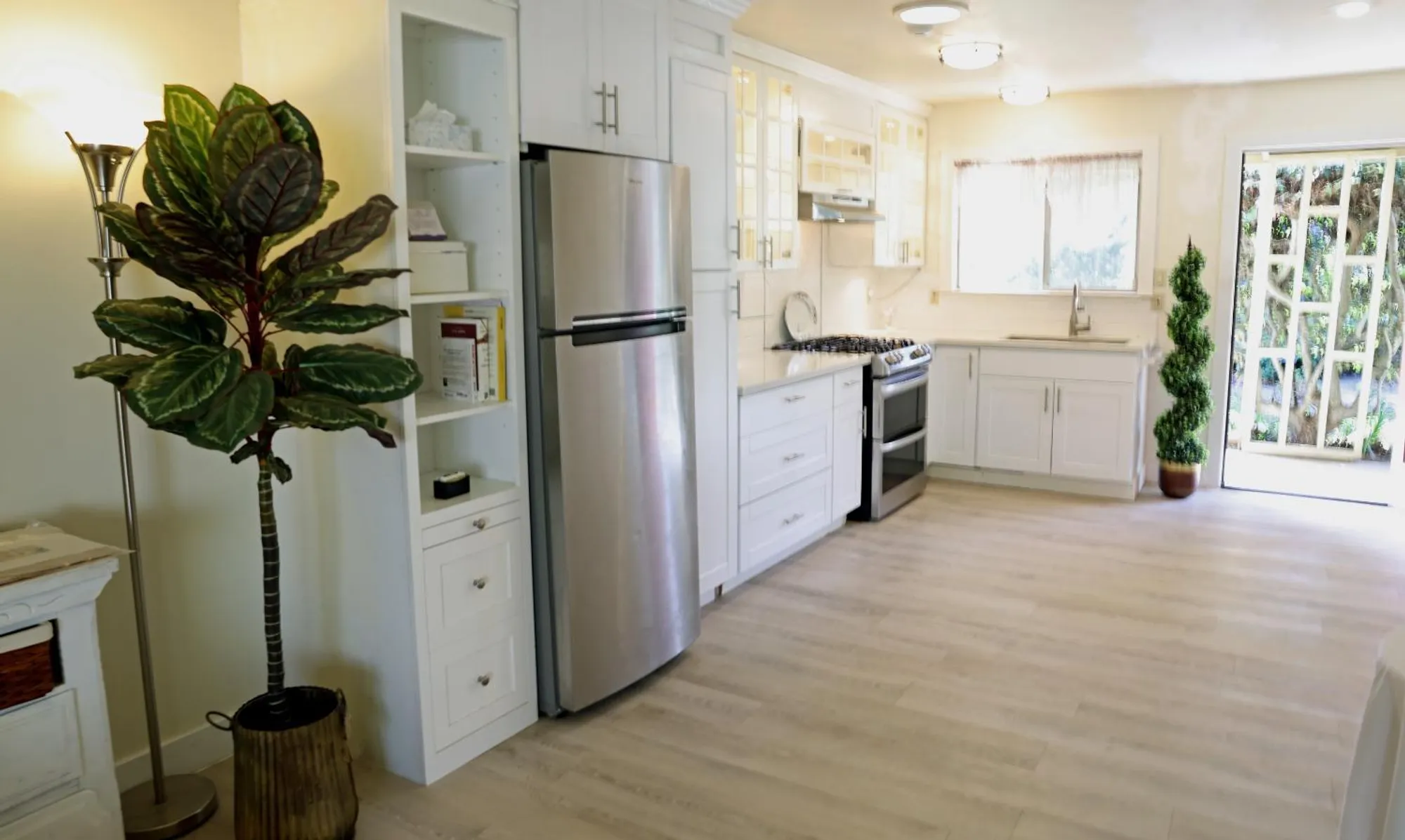 Property Slideshow image 11 of 36 | 110 hacienda carmel, Carmel, CA, 93923