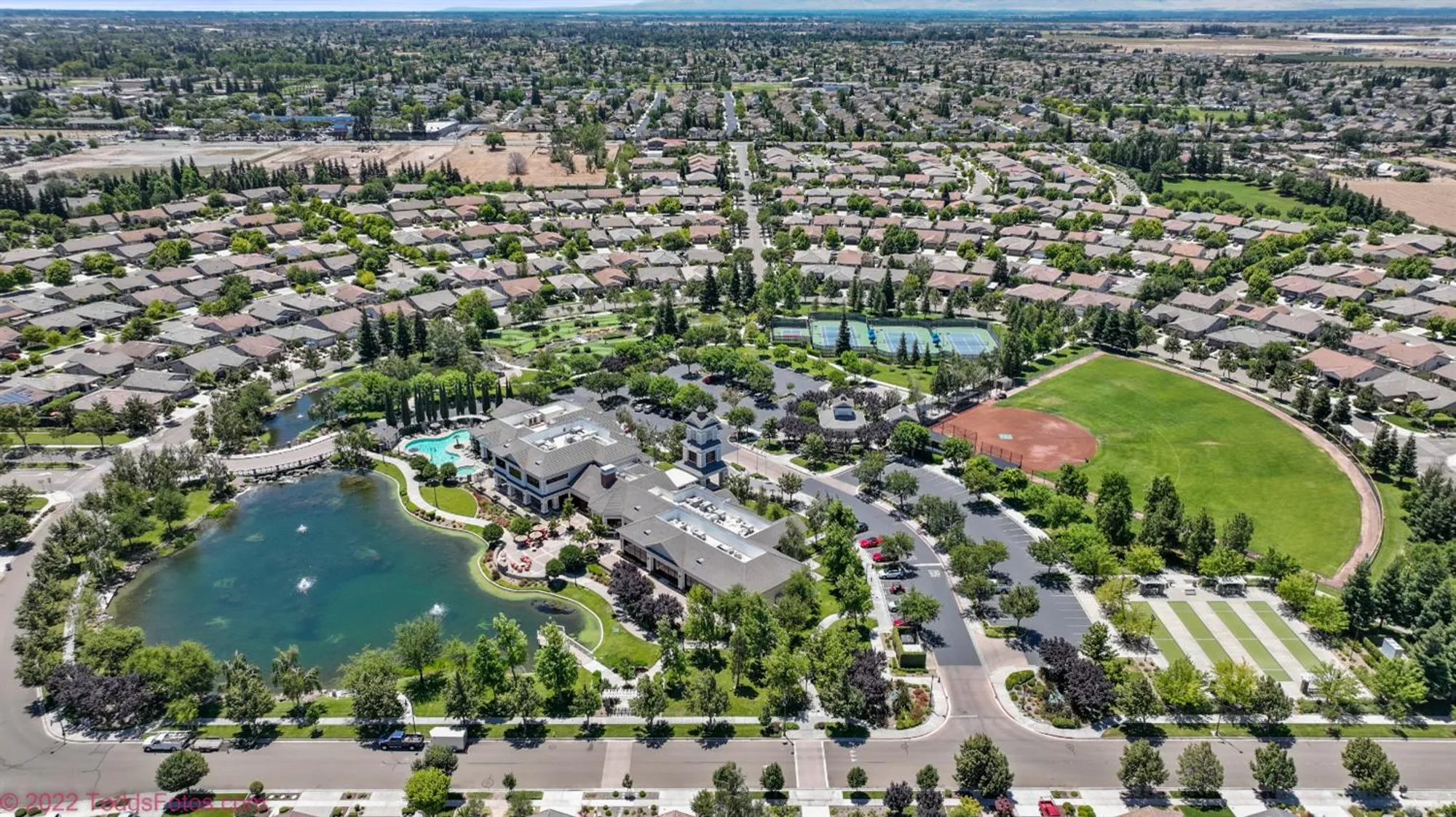 Property Slideshow image 52 of 94 | 1393 cobblecreek st, Manteca, CA, 95336