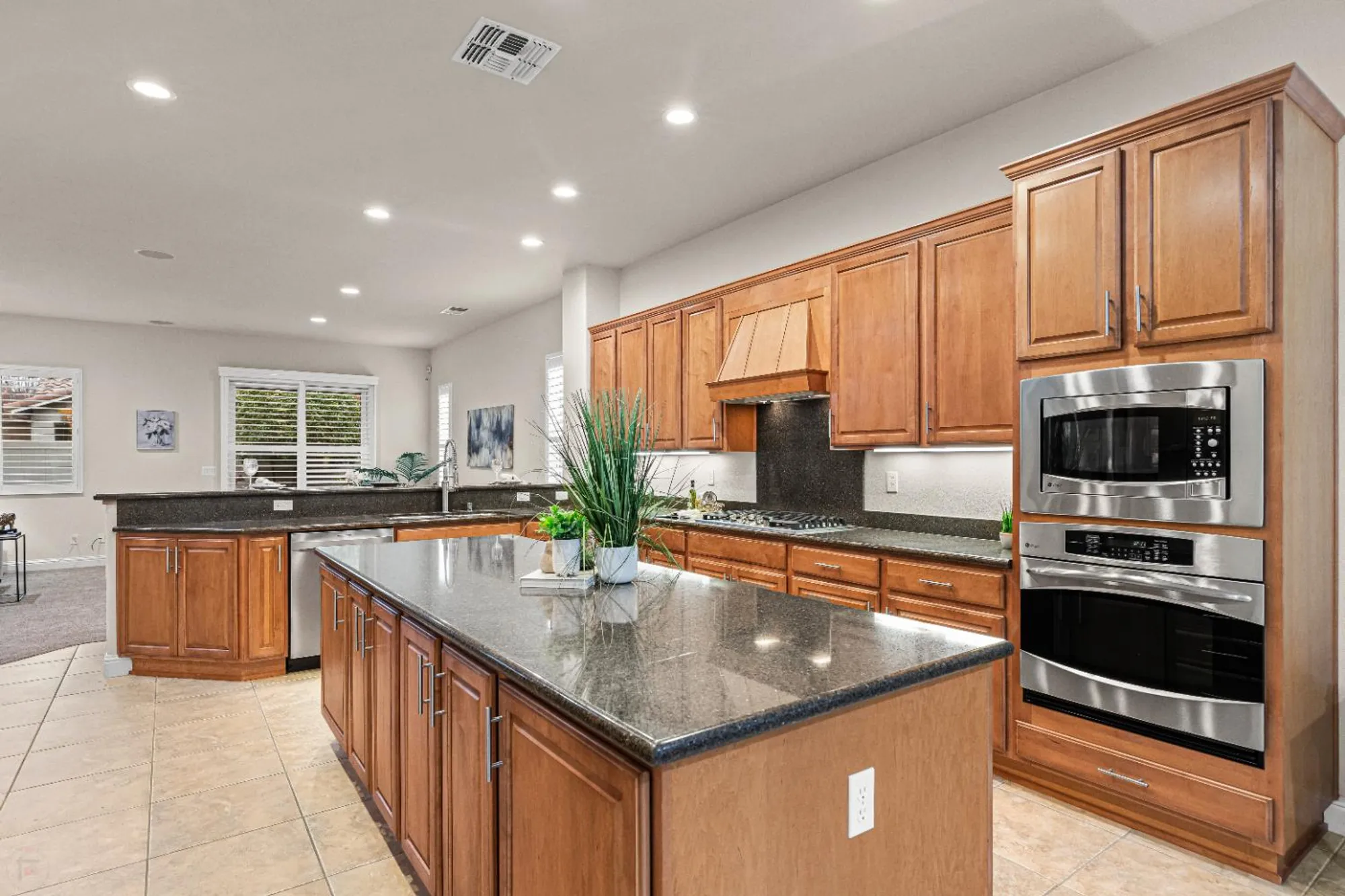 Property Slideshow image 22 of 94 | 1393 cobblecreek st, Manteca, CA, 95336