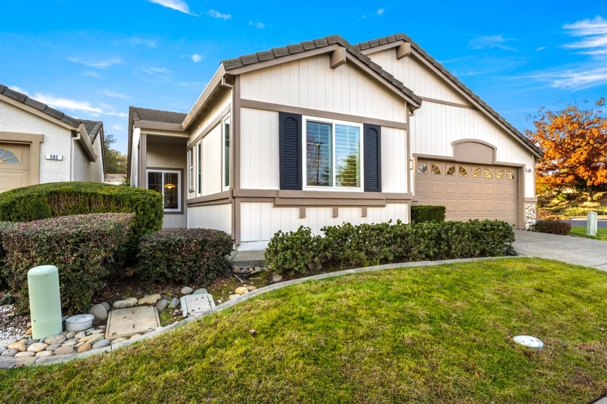 Property Slideshow image 4 of 41 | 500 diamond glen cir, Folsom, CA, 95630